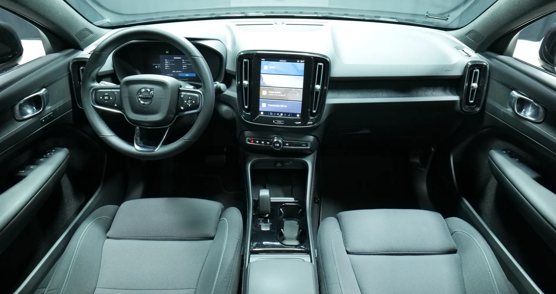 Autokuva 13 - LRU-633