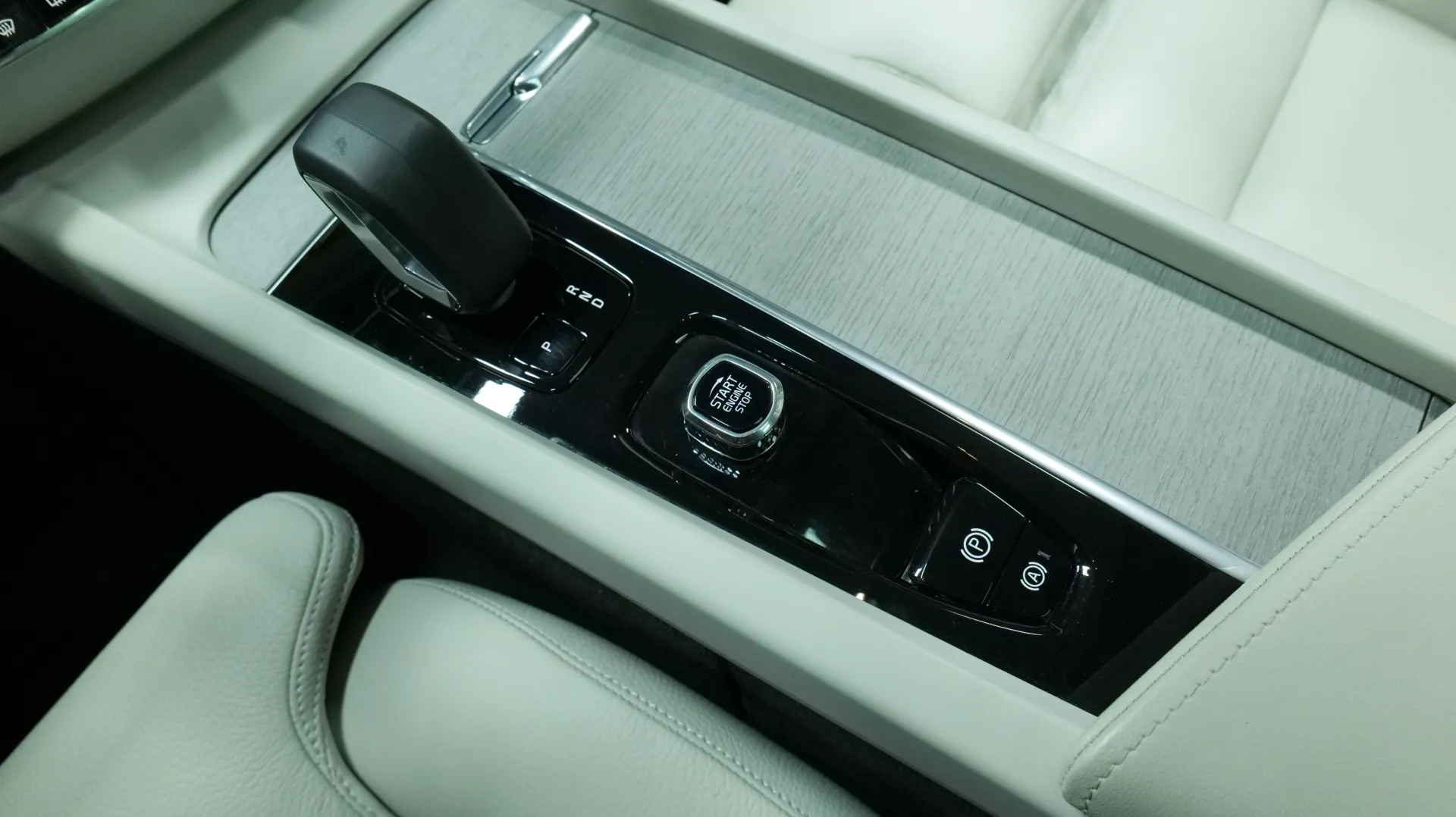 Autokuva 9 - LRV-914