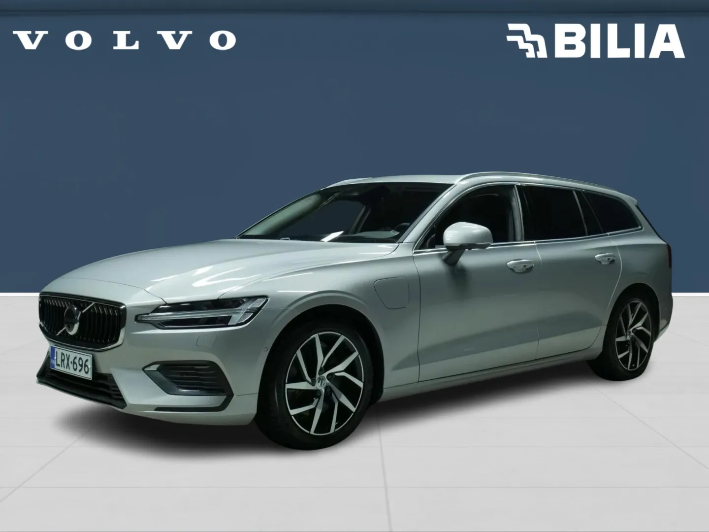 Autokuva 1 - LRX-696