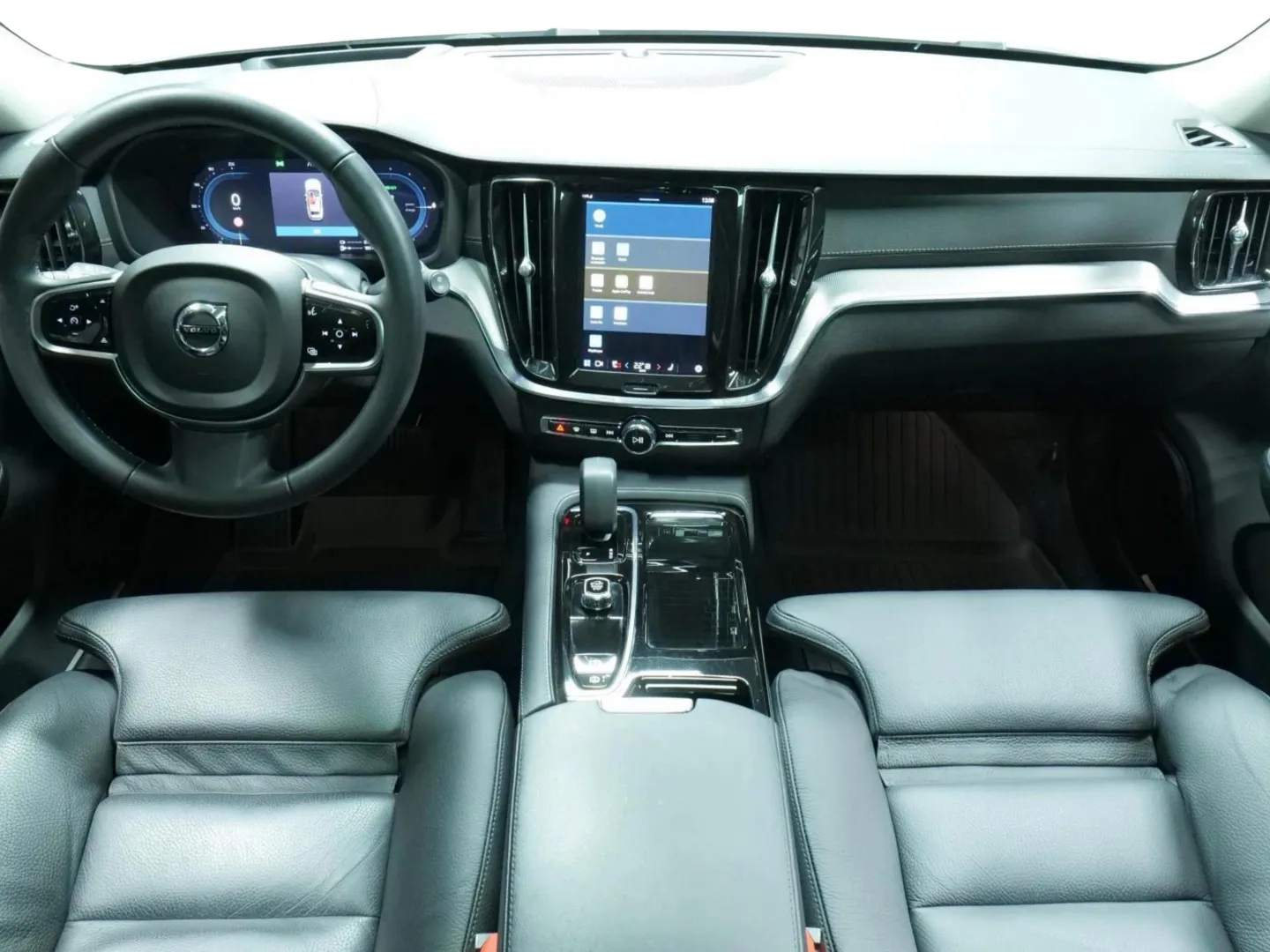 Autokuva 10 - LRX-696