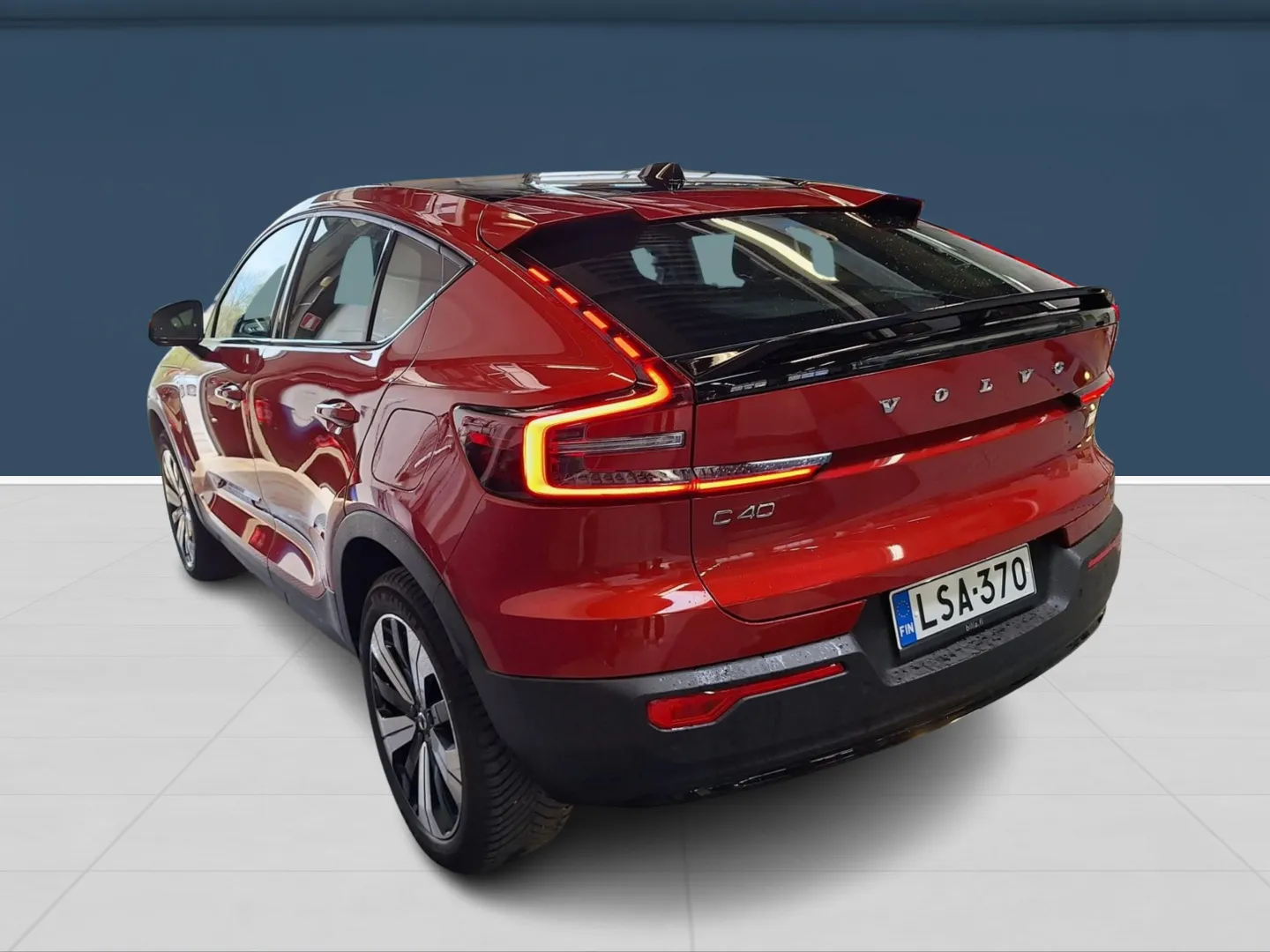 Autokuva 4 - LSA-370