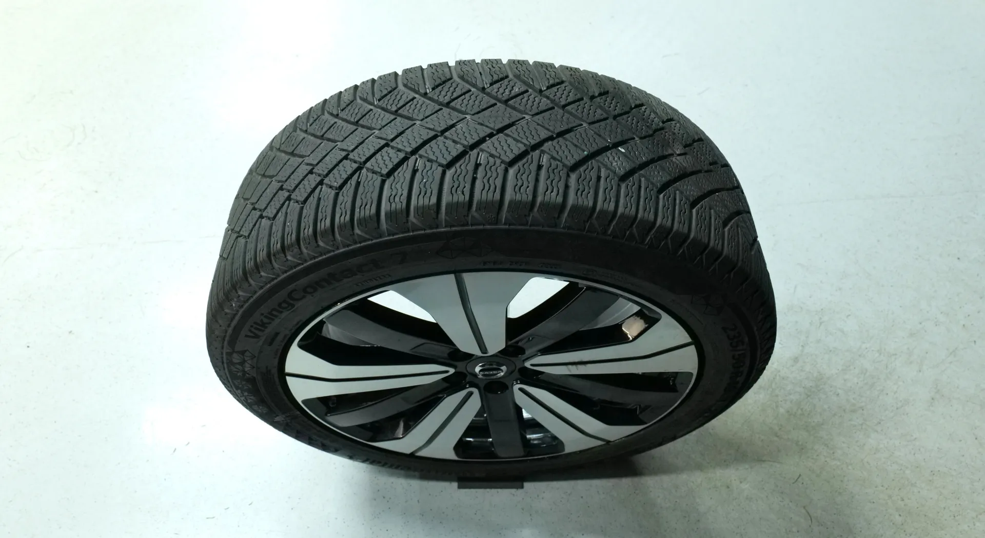 Autokuva 20 - LSC-765