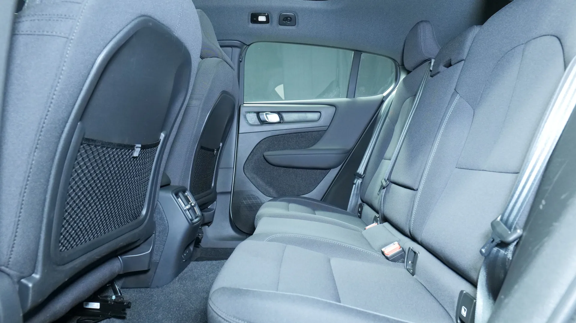 Autokuva 15 - LSC-765