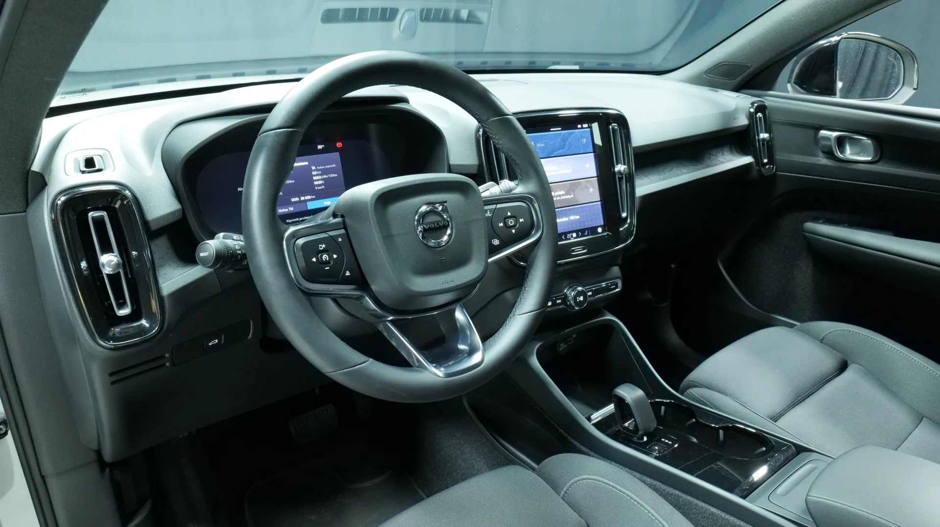 Autokuva 11 - LSE-701