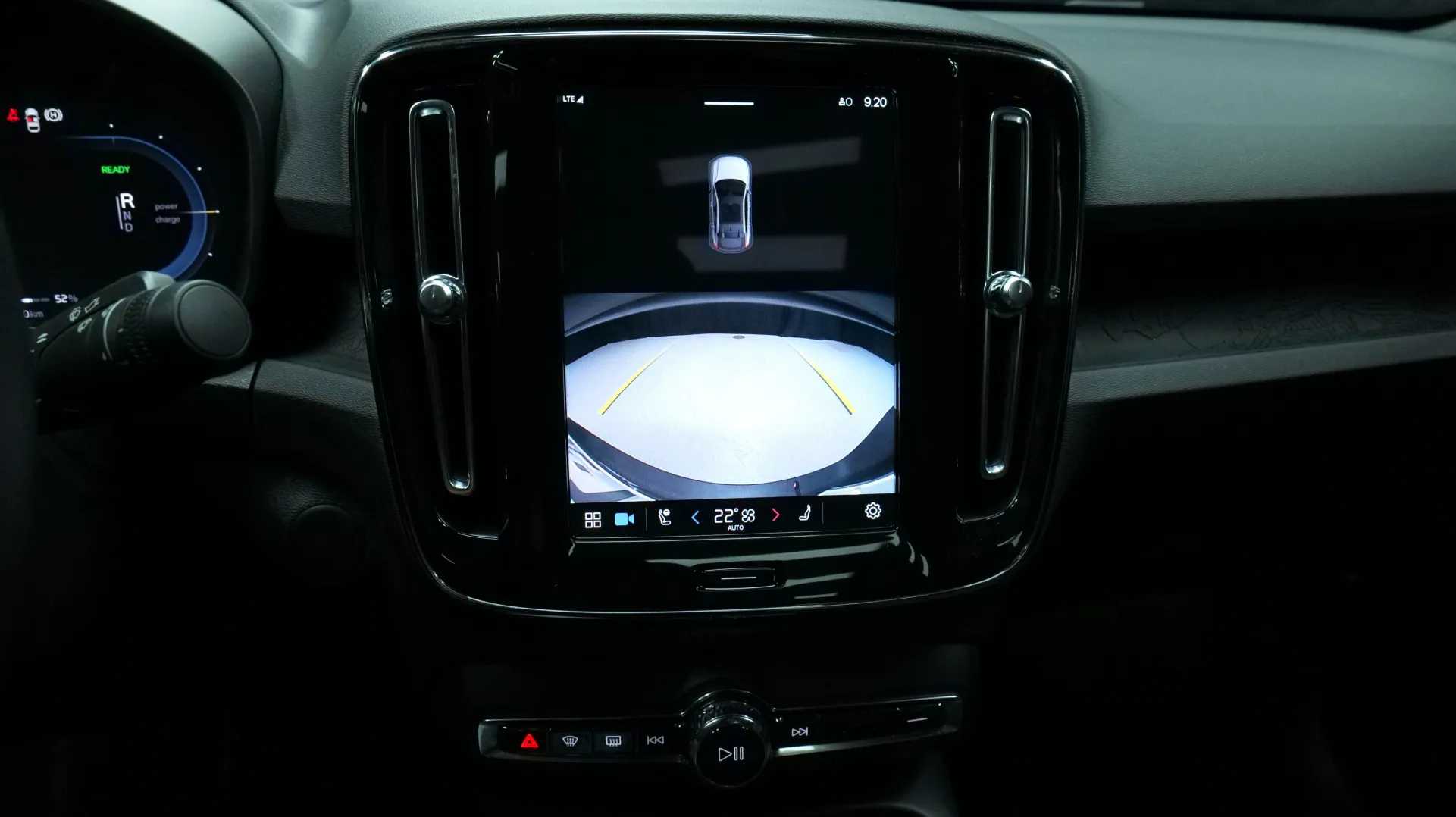 Autokuva 7 - LSE-701