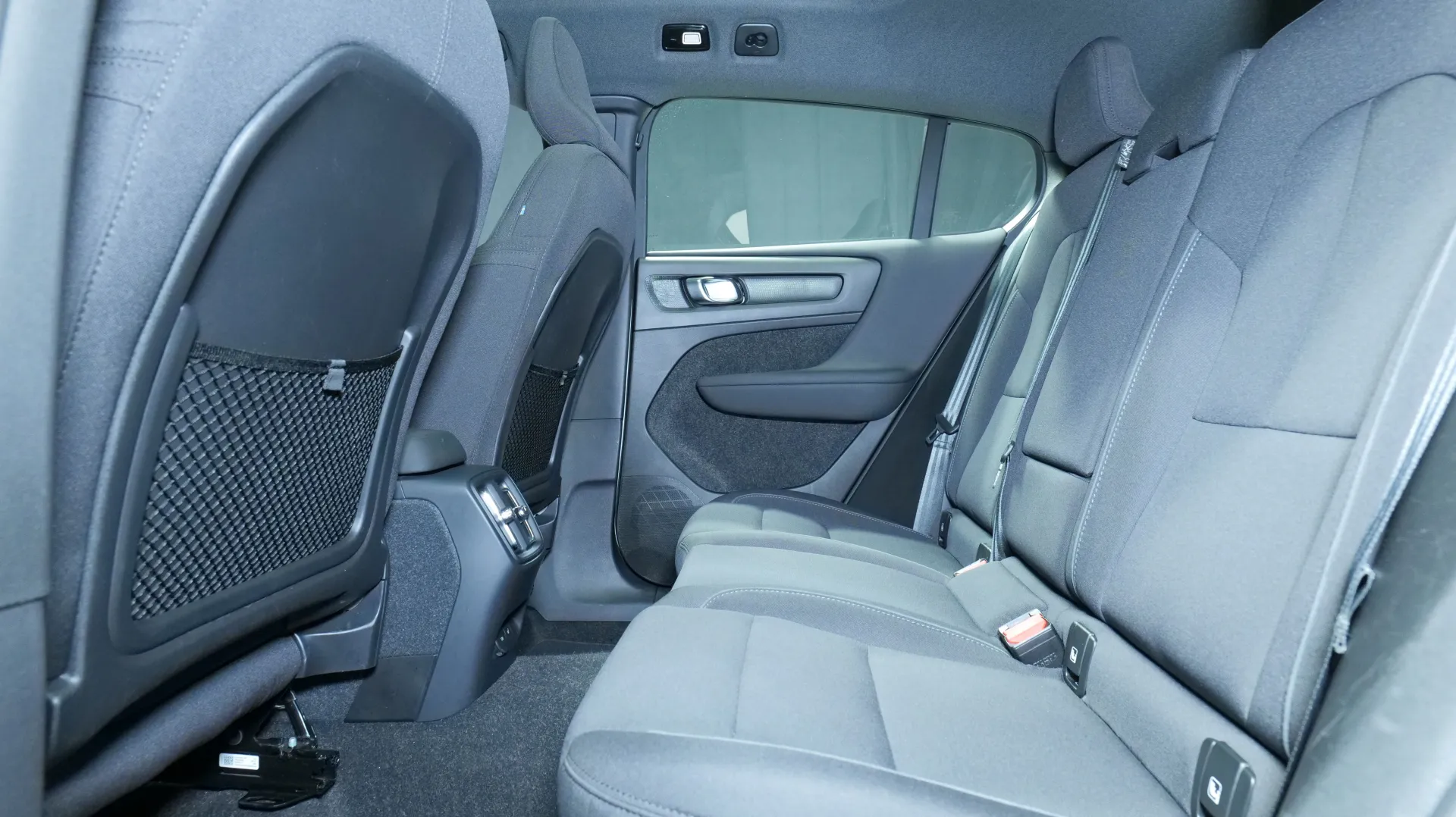 Autokuva 15 - LSE-701