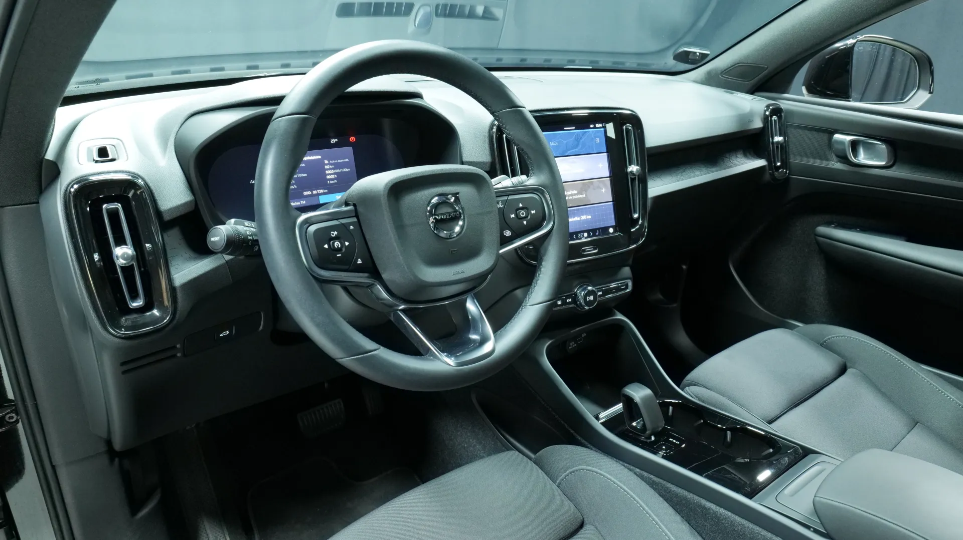 Autokuva 11 - LSH-690