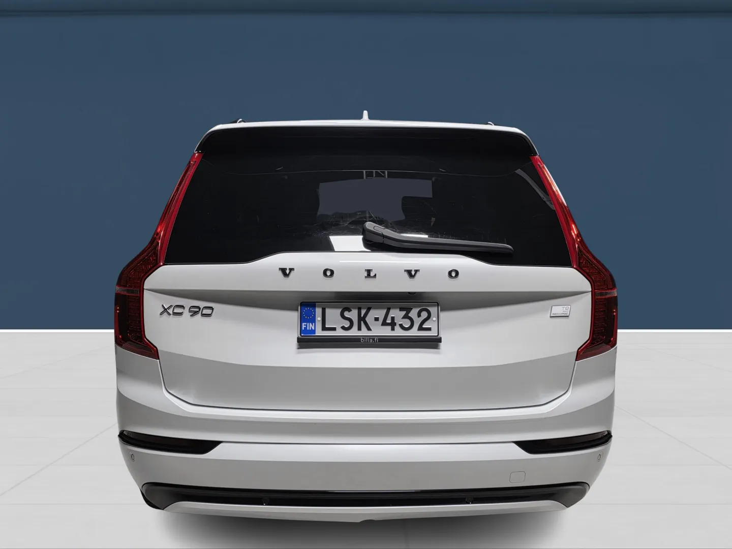 Autokuva 5 - LSK-432
