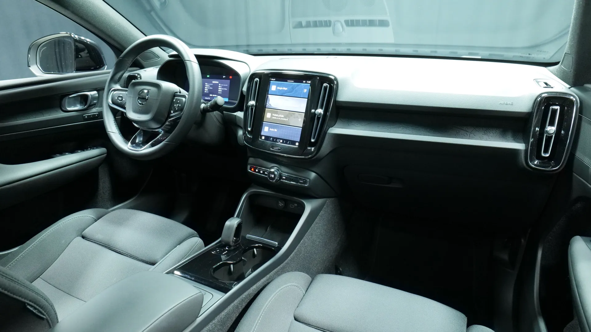 Autokuva 18 - LSK-586