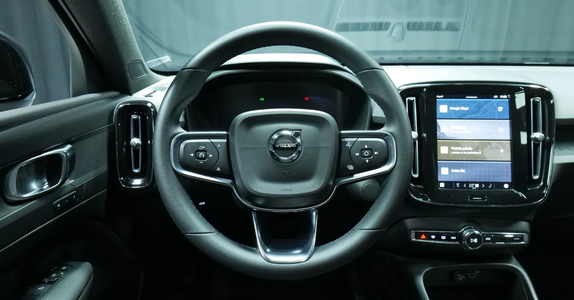 Autokuva 14 - LSK-586