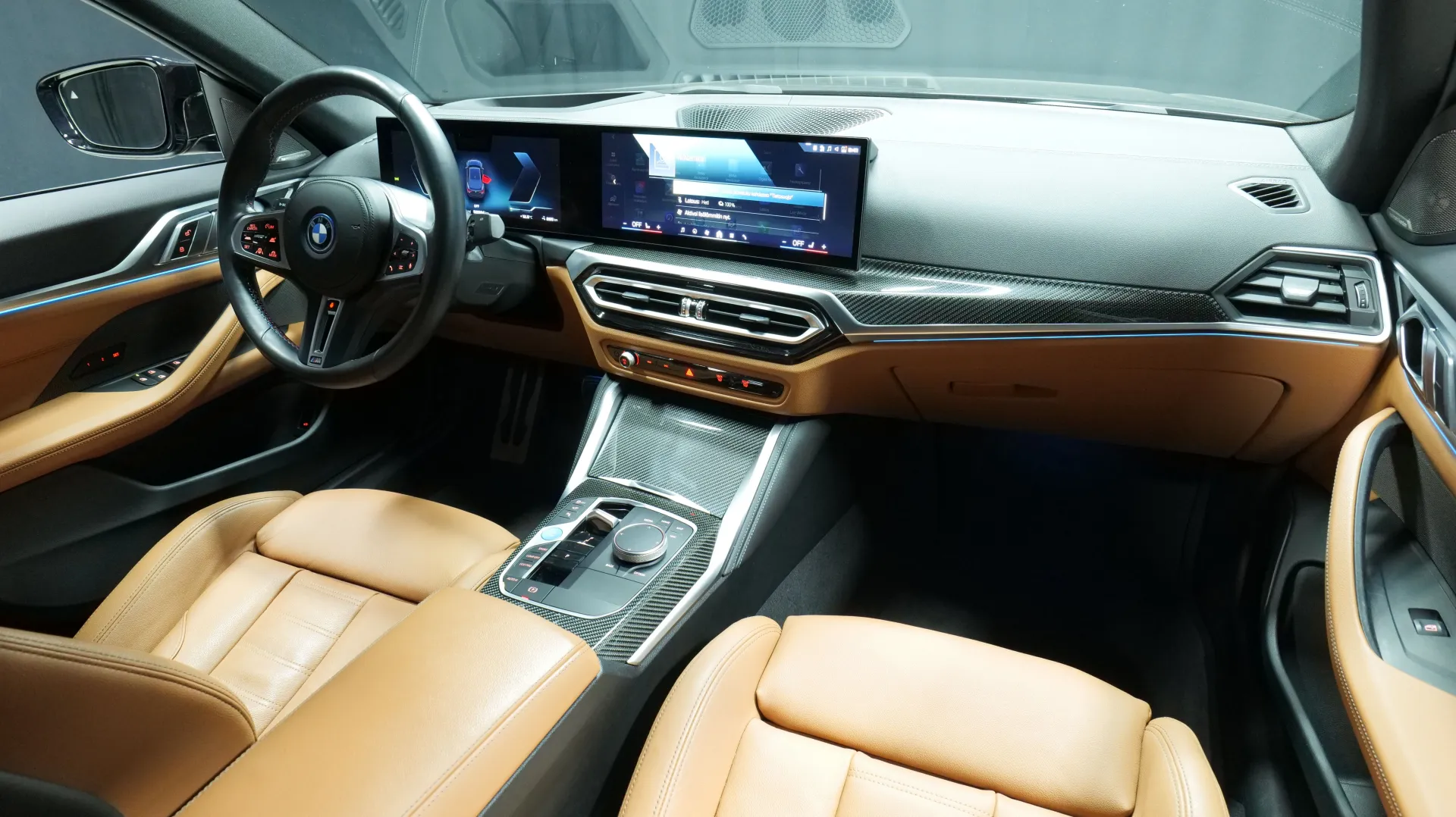 Autokuva 18 - LSM-964