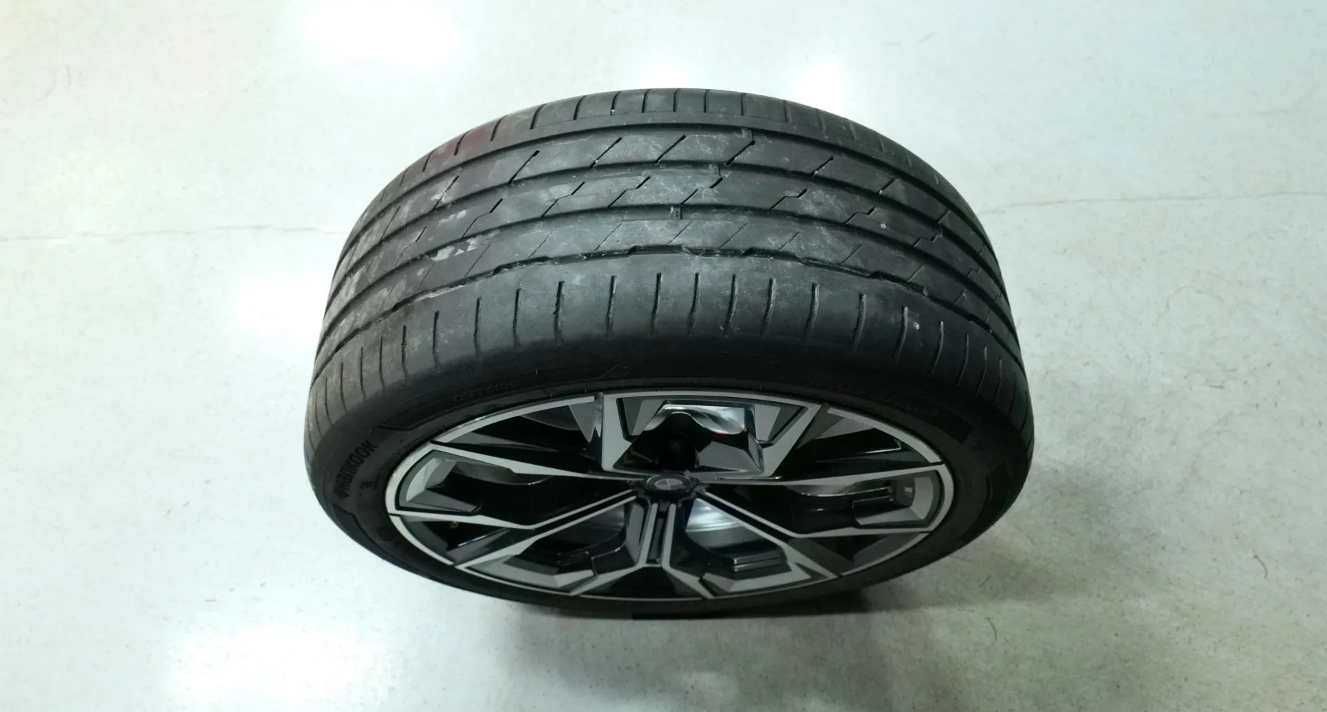 Autokuva 20 - LSM-964