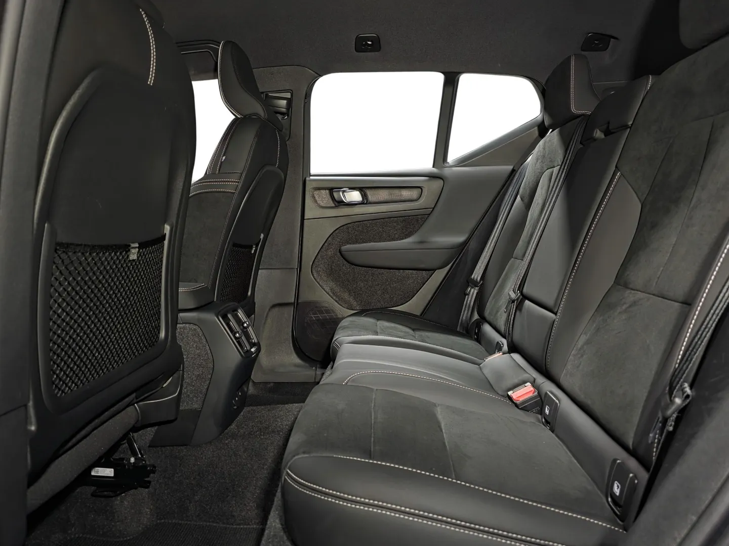 Autokuva 9 - LSP-828