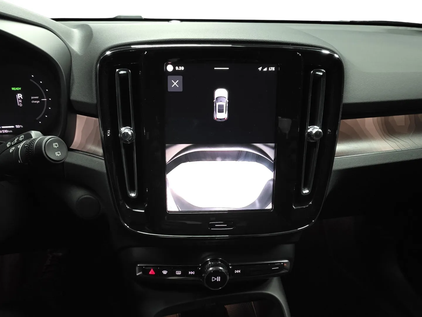 Autokuva 14 - LSP-828