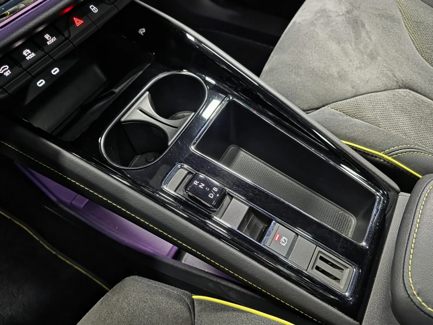 Autokuva 15 - LSU-898