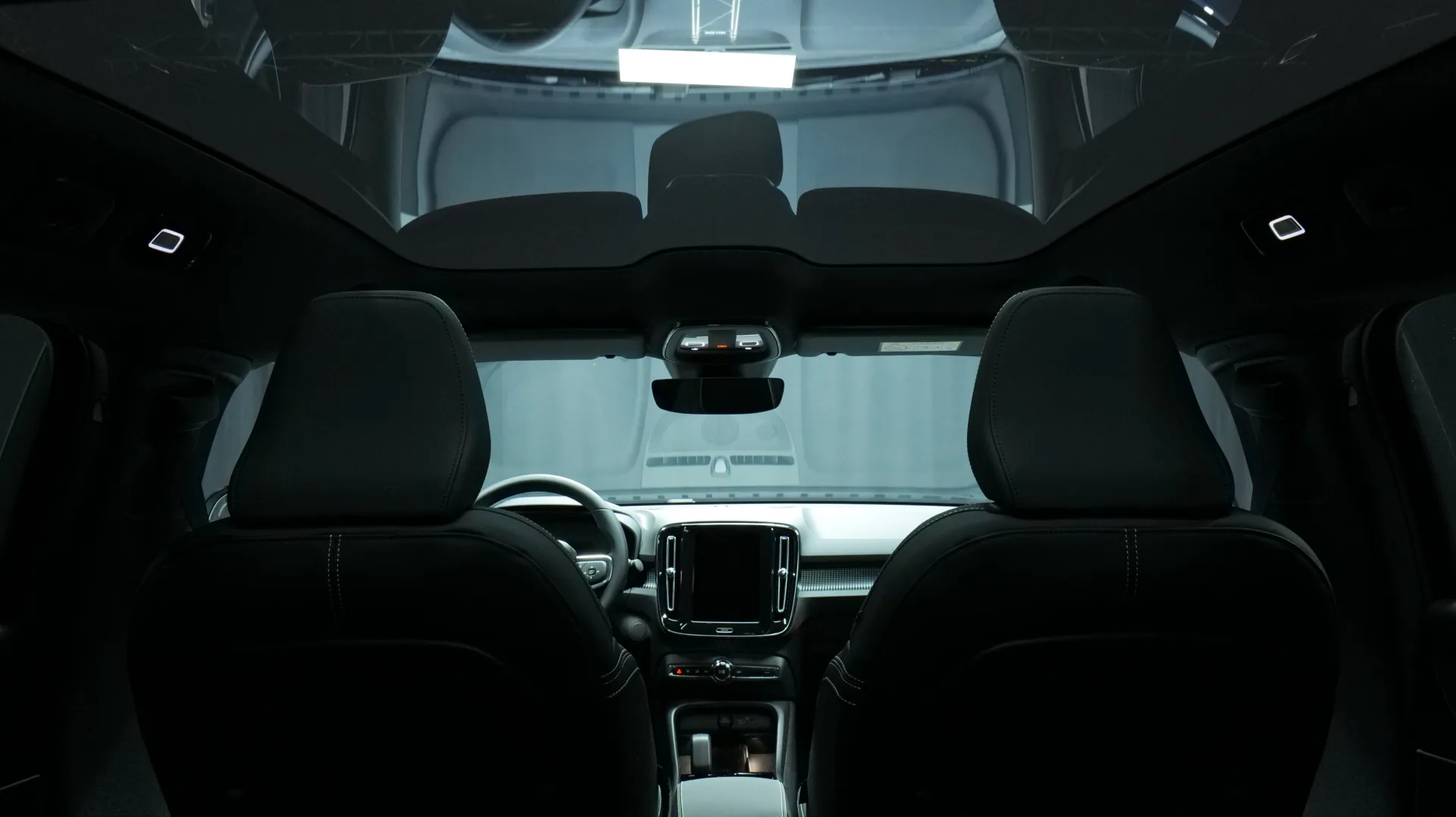 Autokuva 18 - LTL-140