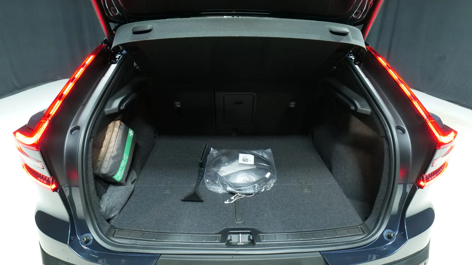 Autokuva 17 - LTL-140