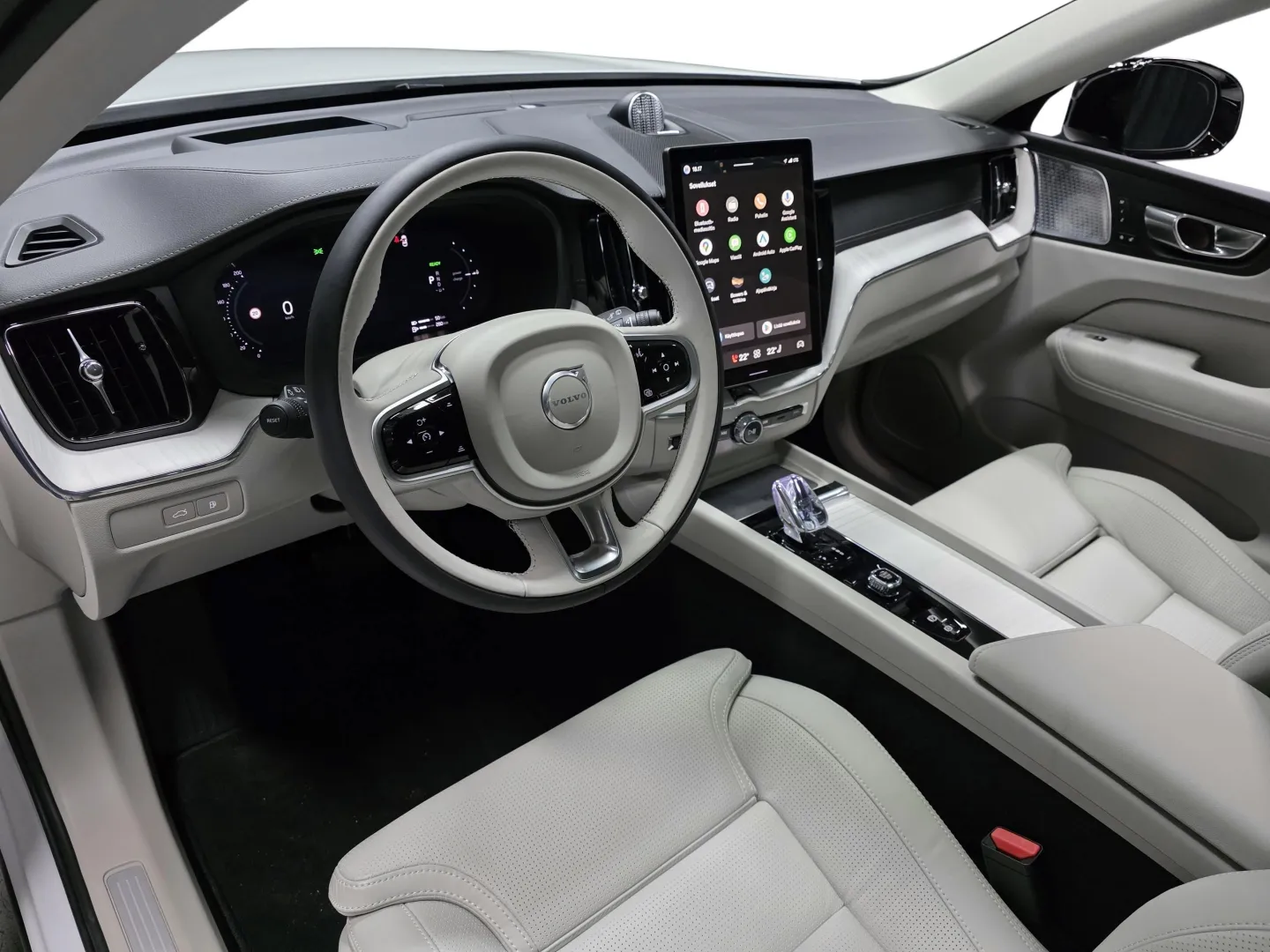 Autokuva 8 - LTM-112