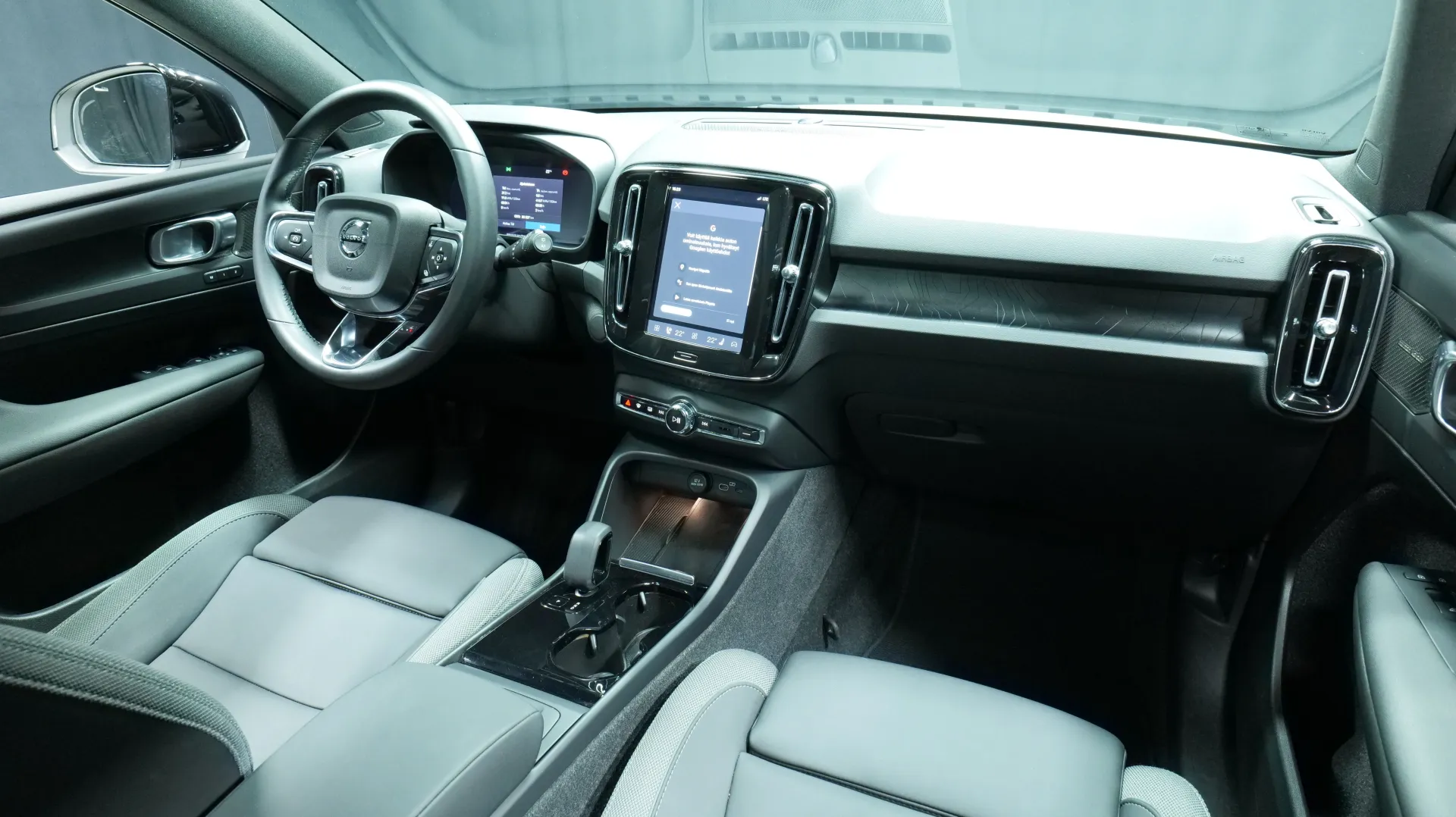 Autokuva 19 - LTM-409