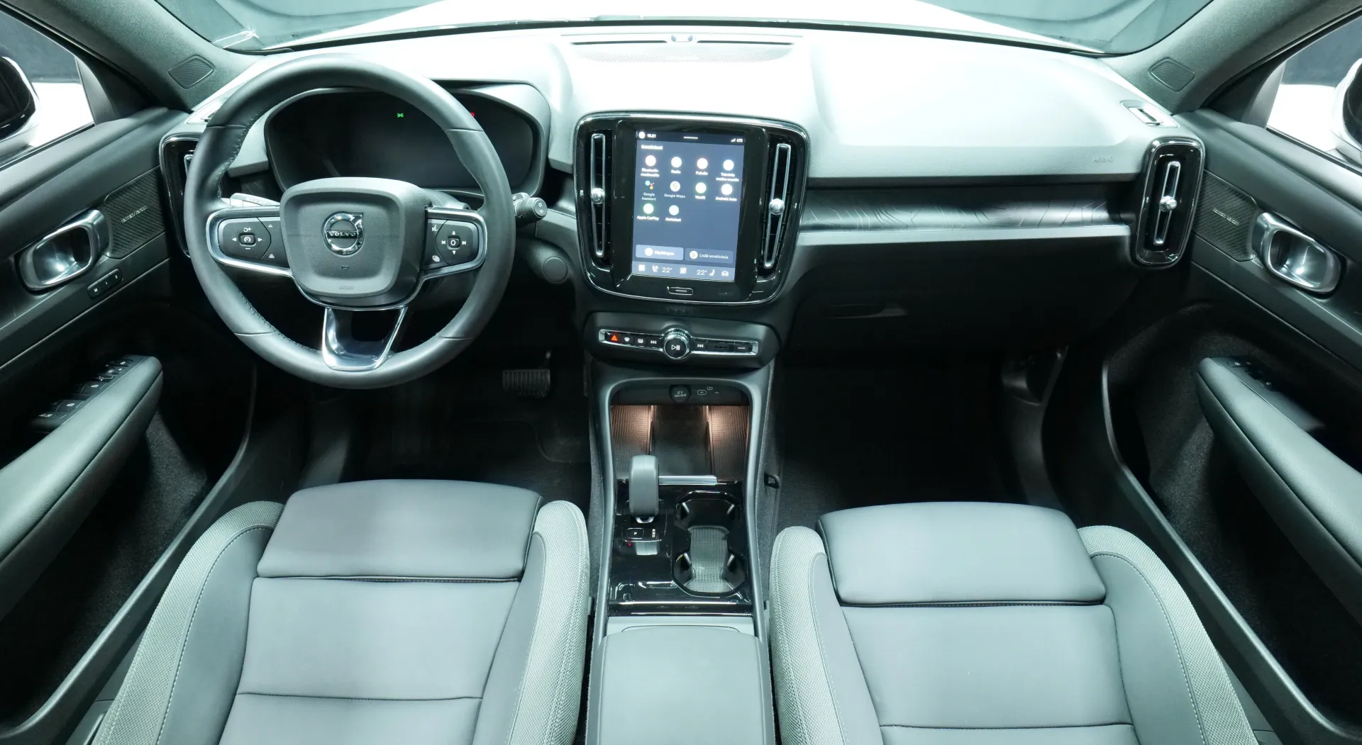 Autokuva 14 - LTM-409