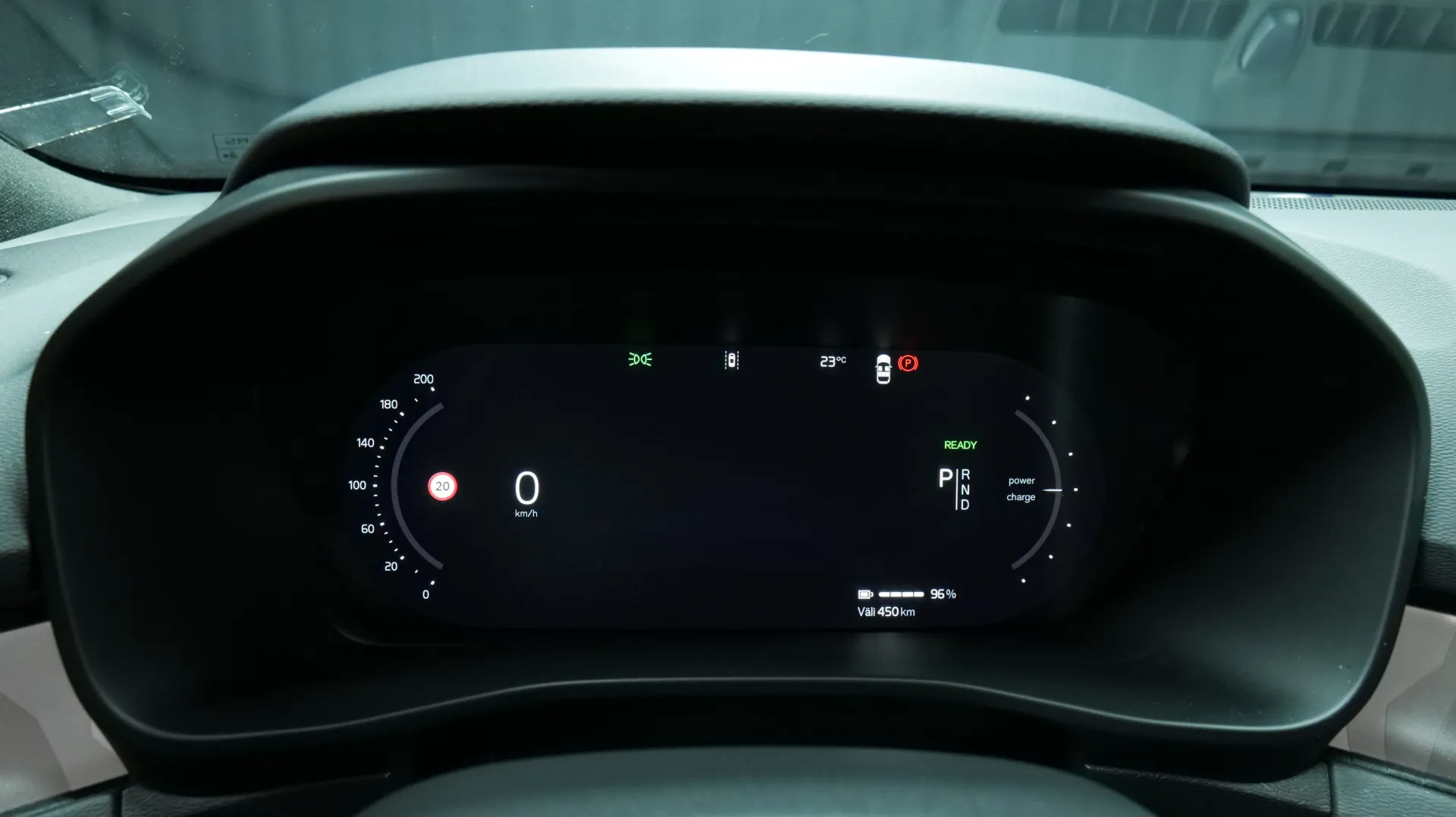 Autokuva 6 - LTM-409