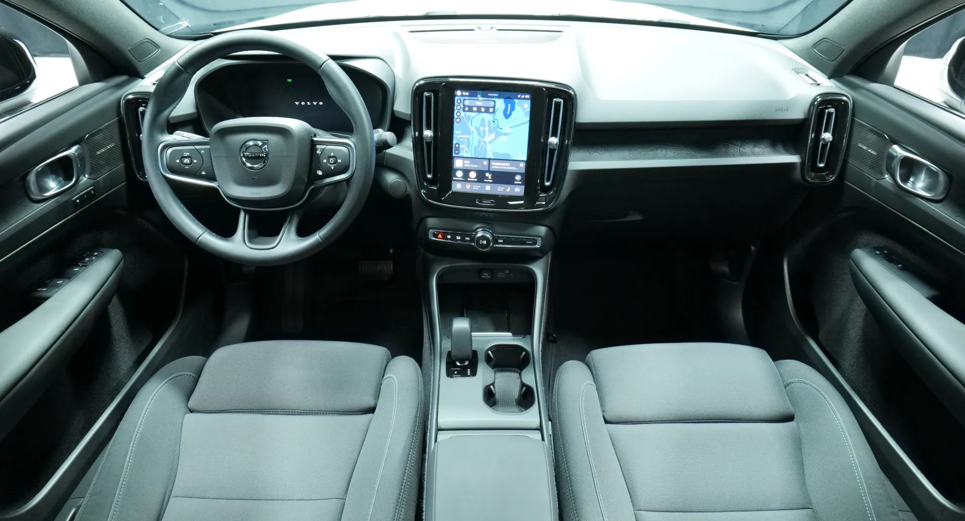 Autokuva 14 - LTM-417