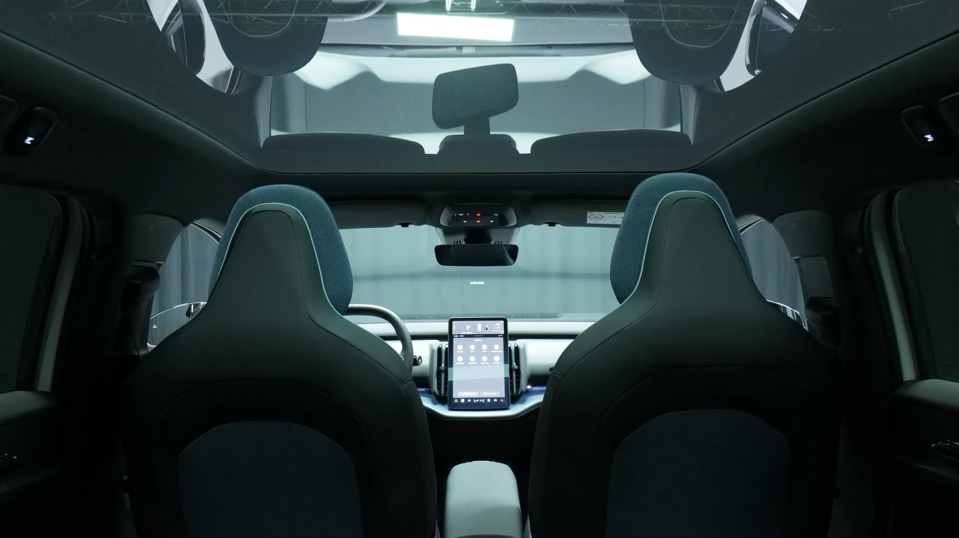 Autokuva 16 - LTN-409