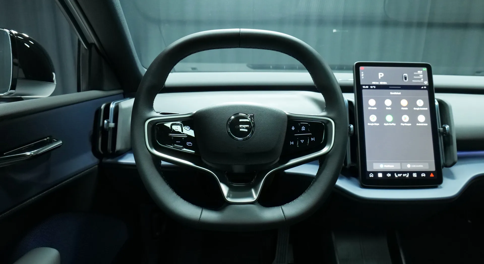 Autokuva 13 - LTN-409