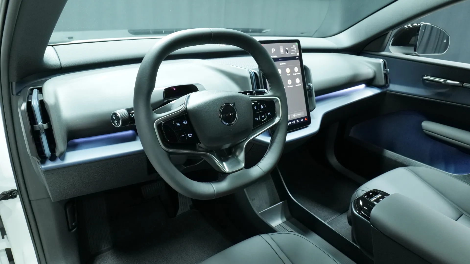 Autokuva 10 - LTN-409