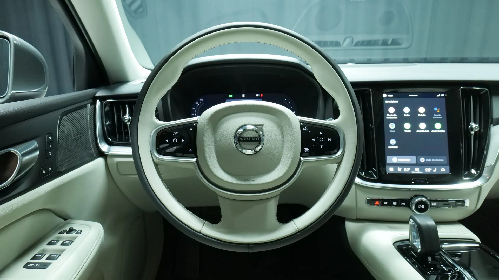 Autokuva 15 - LTO-618