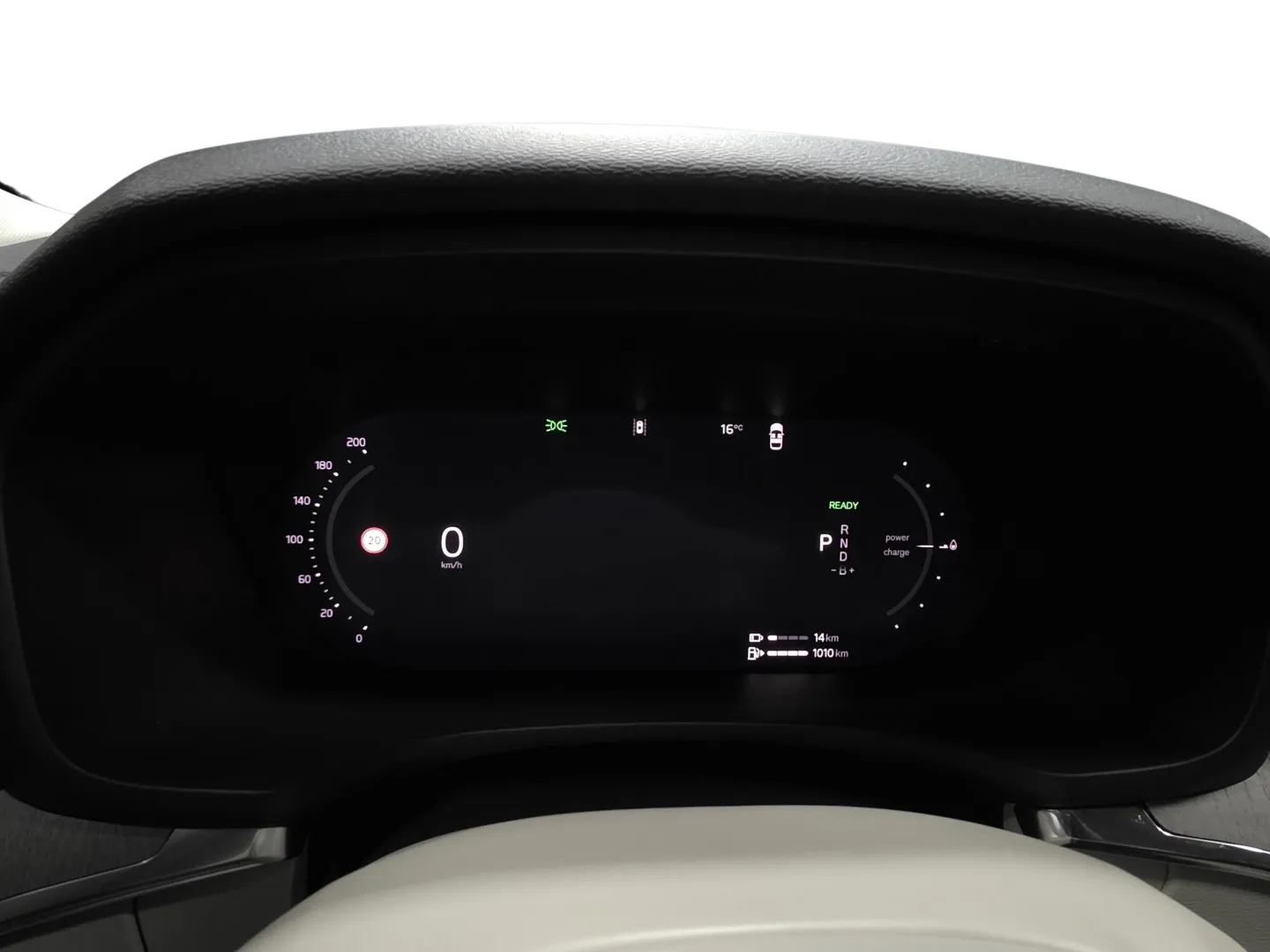 Autokuva 7 - LTO-618