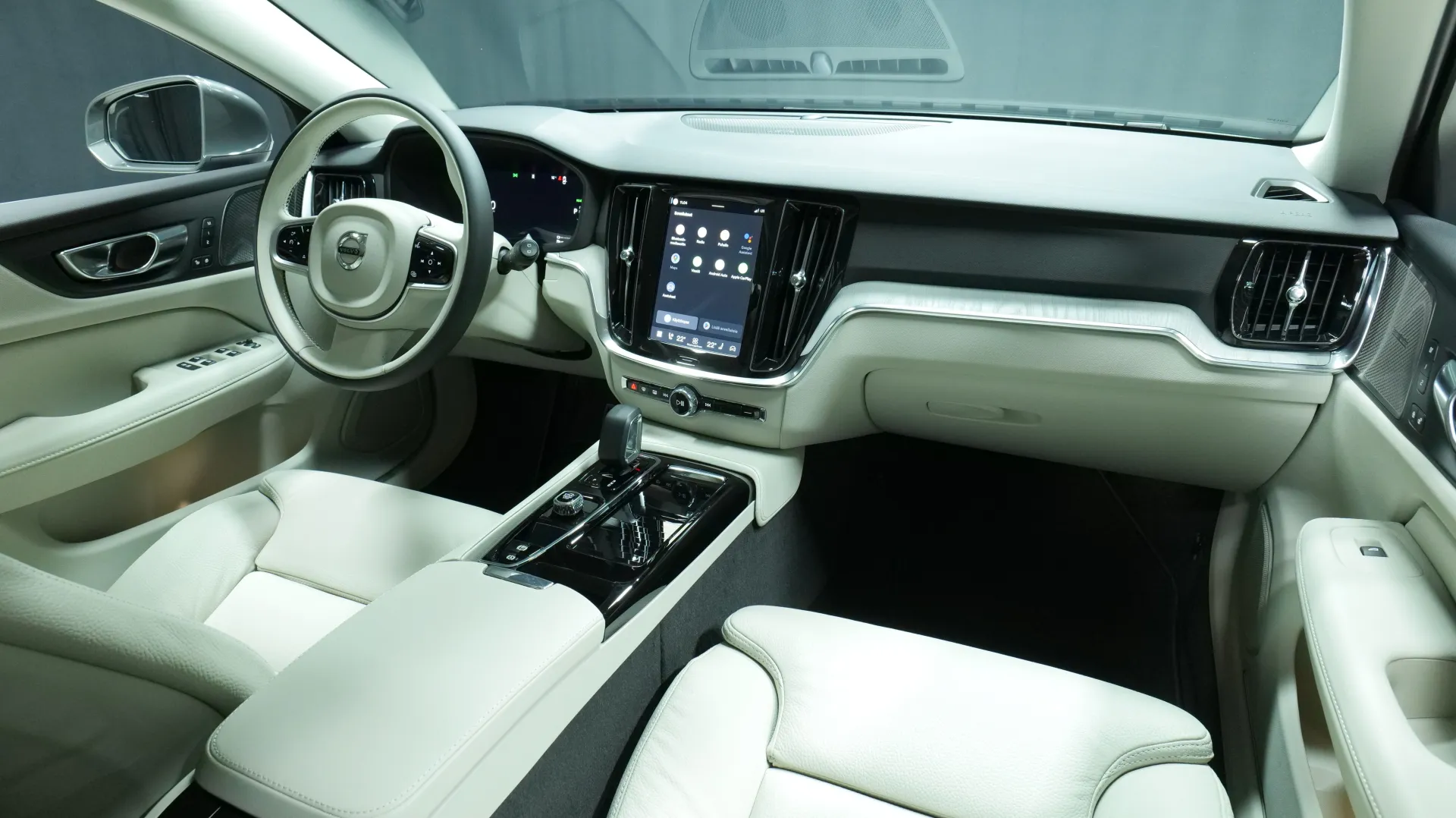 Autokuva 18 - LTO-618