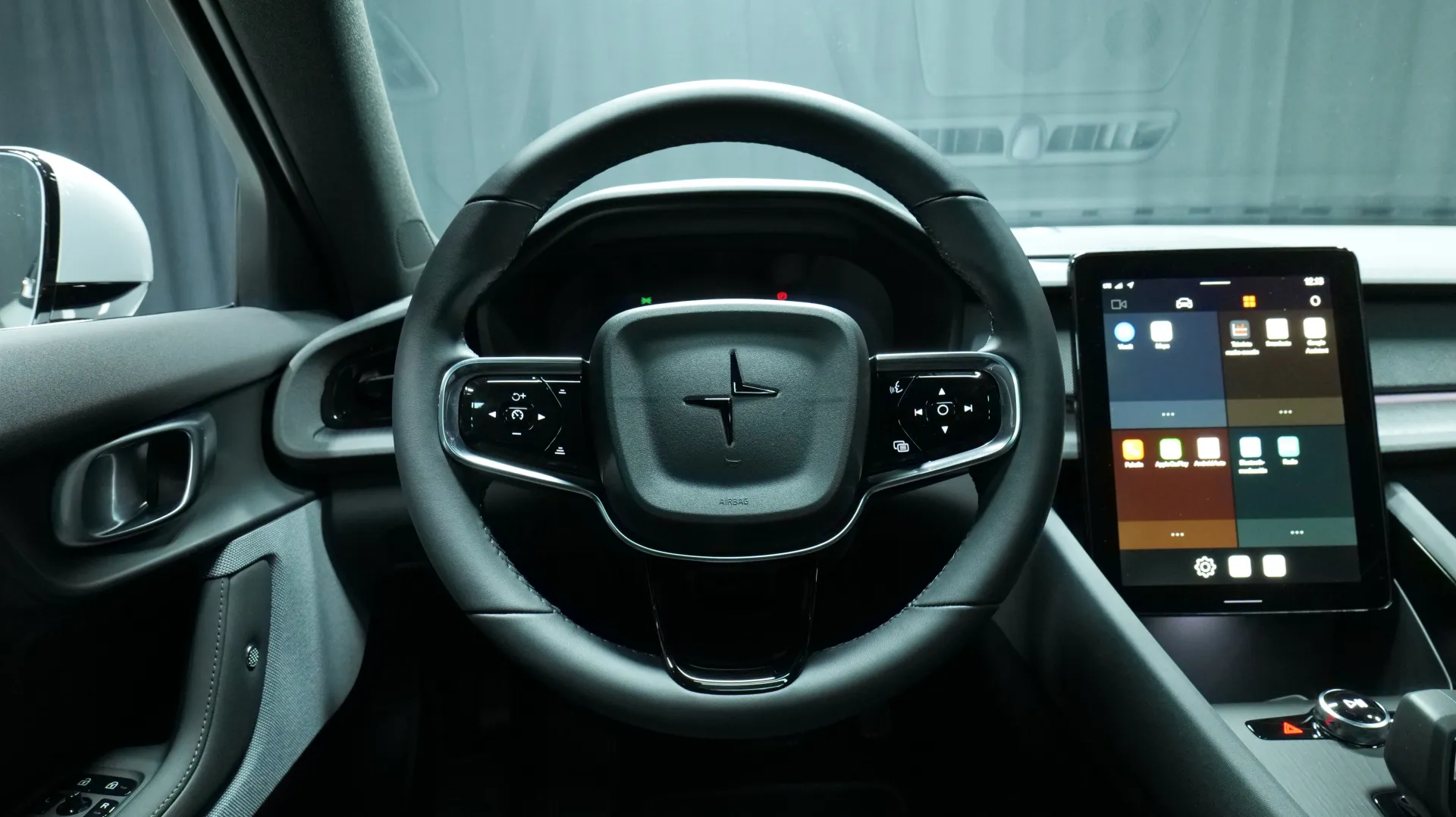 Autokuva 14 - LTO-625