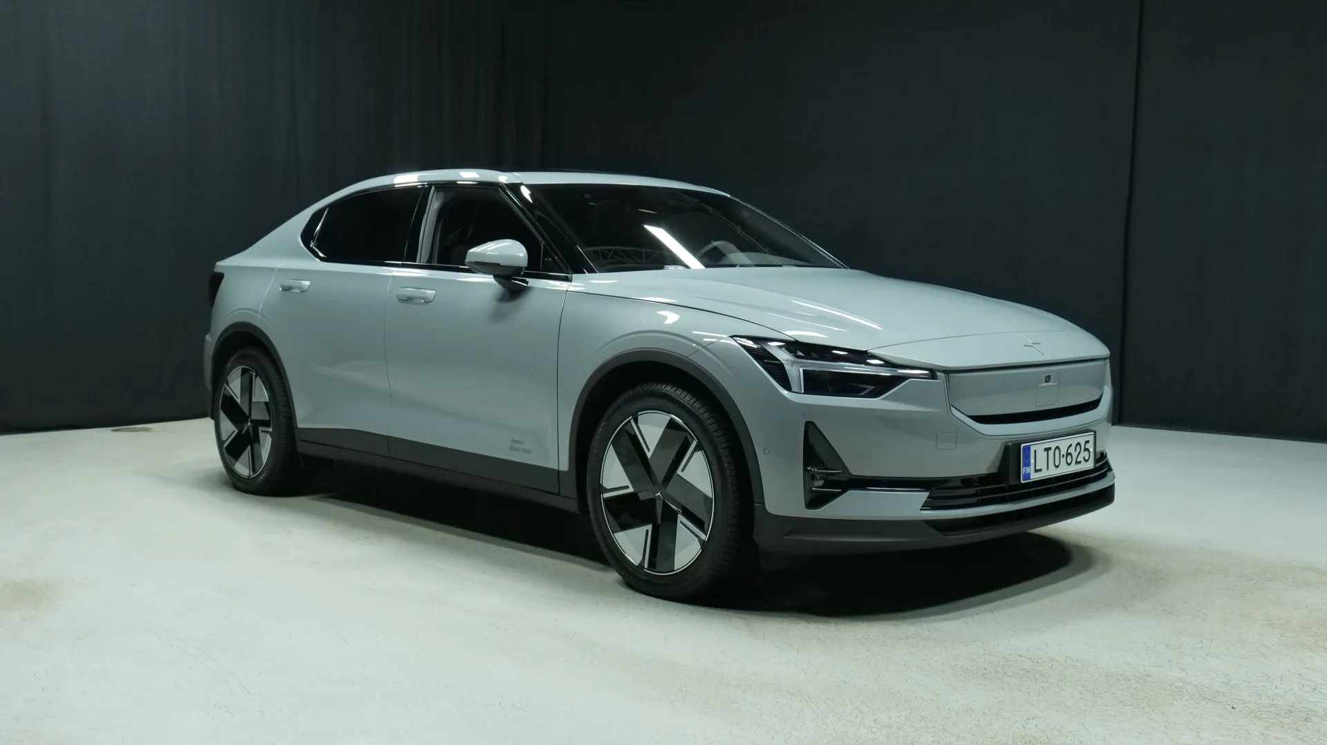 Autokuva 5 - LTO-625