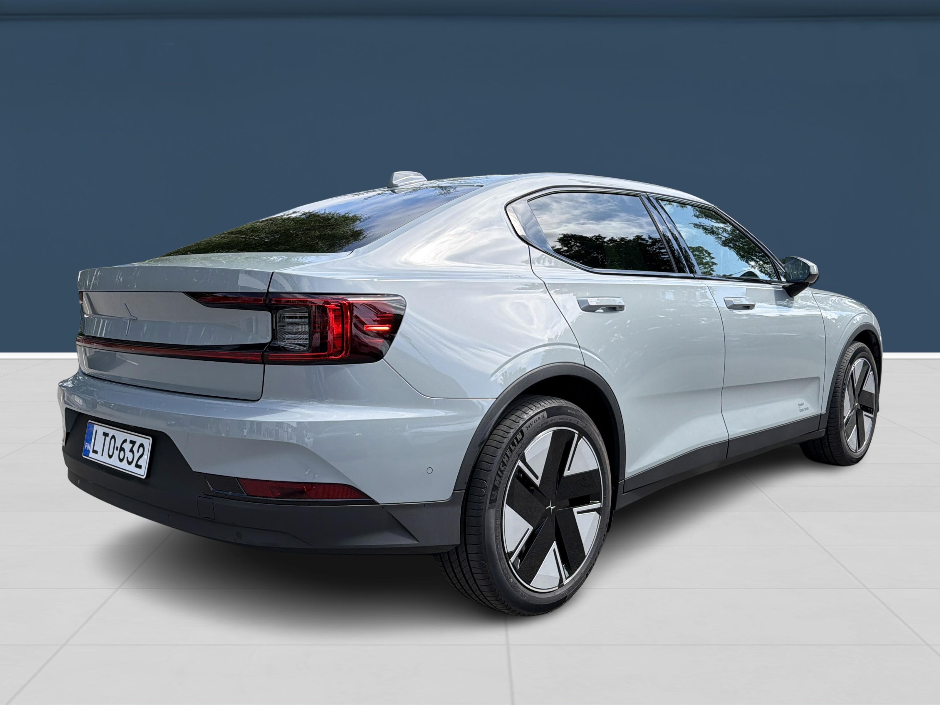Polestar 2 Long range Dual motor Prime 2025, photo 4/13