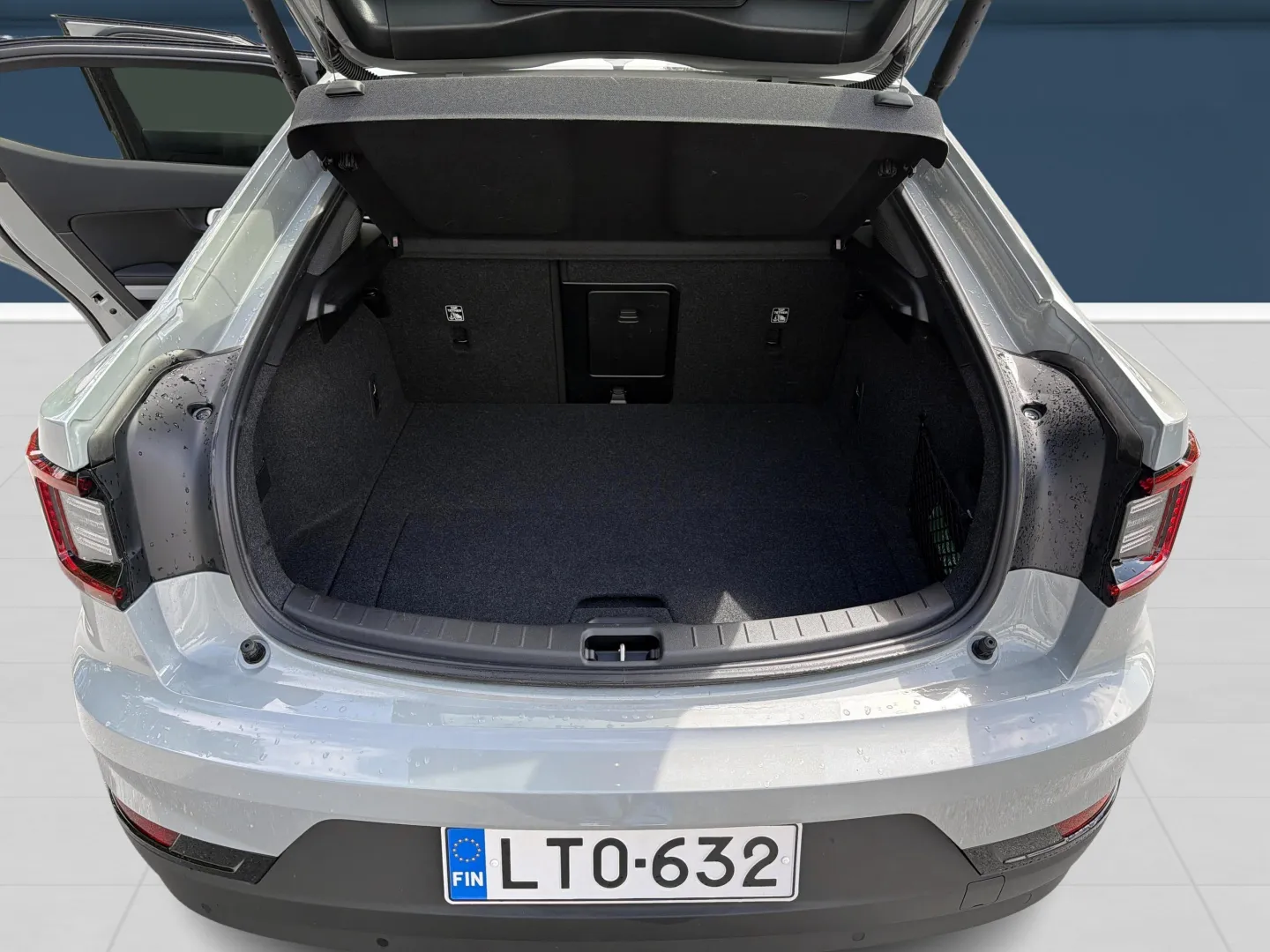 Autokuva 11 - LTO-632