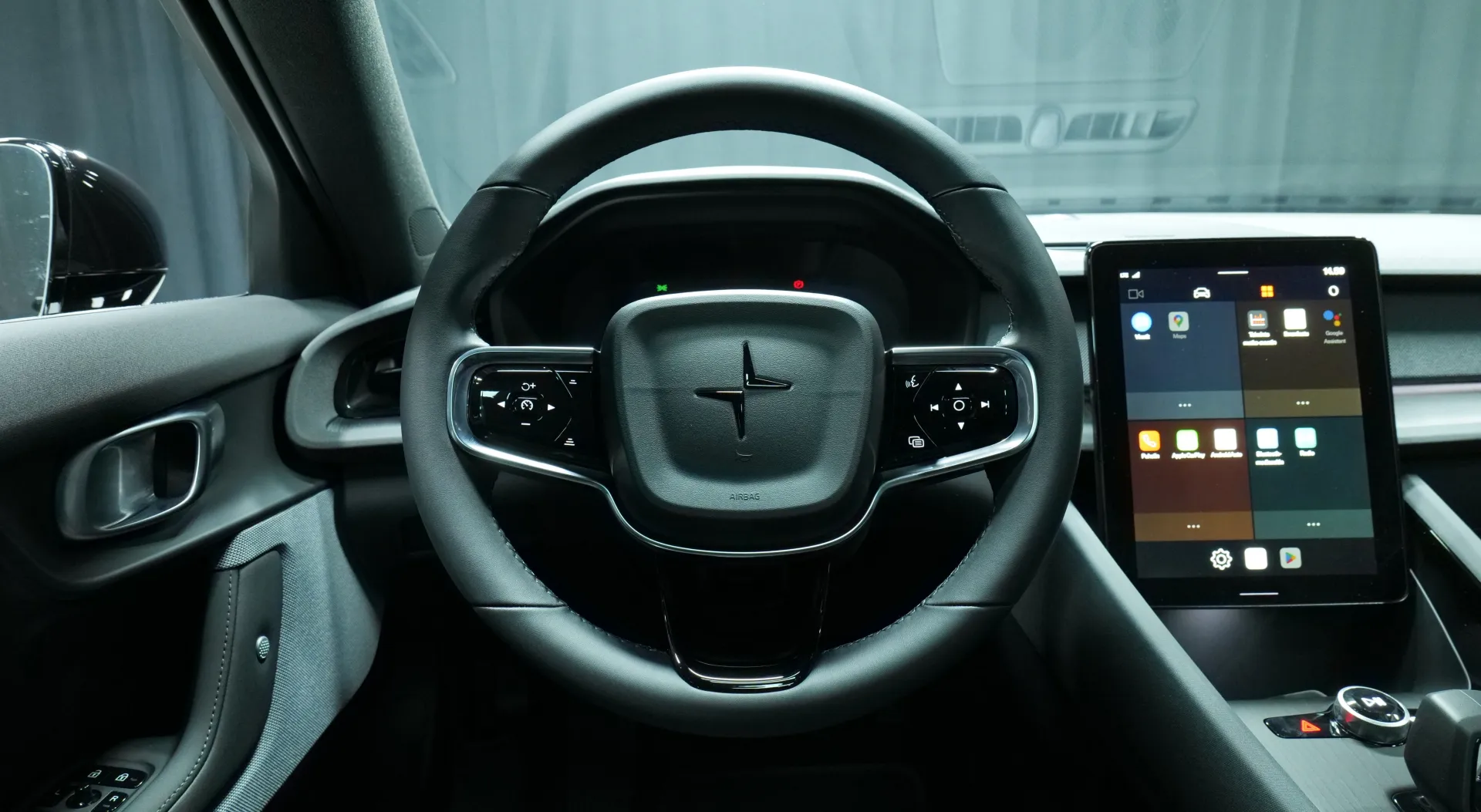 Autokuva 14 - LTO-634