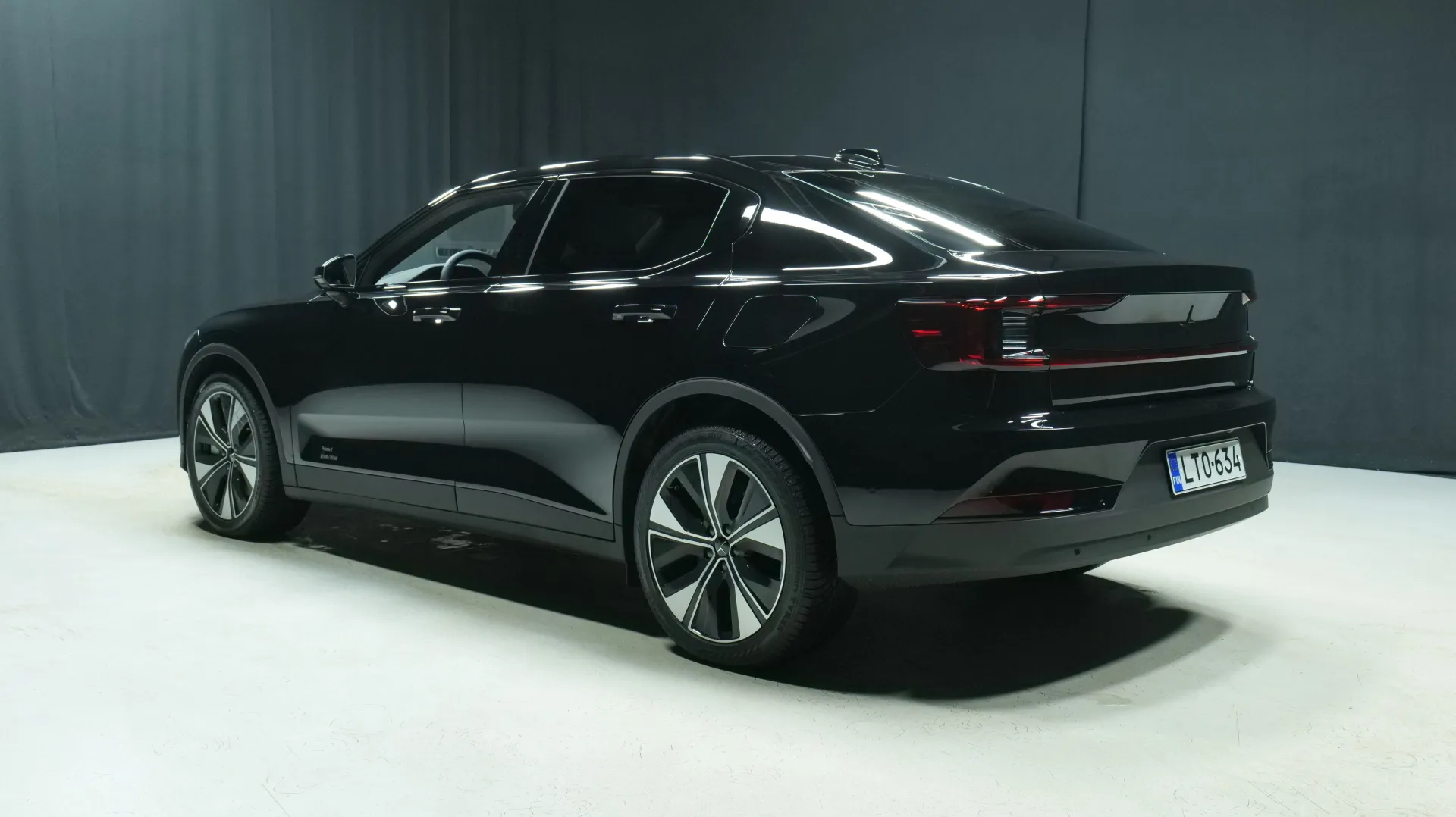 Autokuva 2 - LTO-634