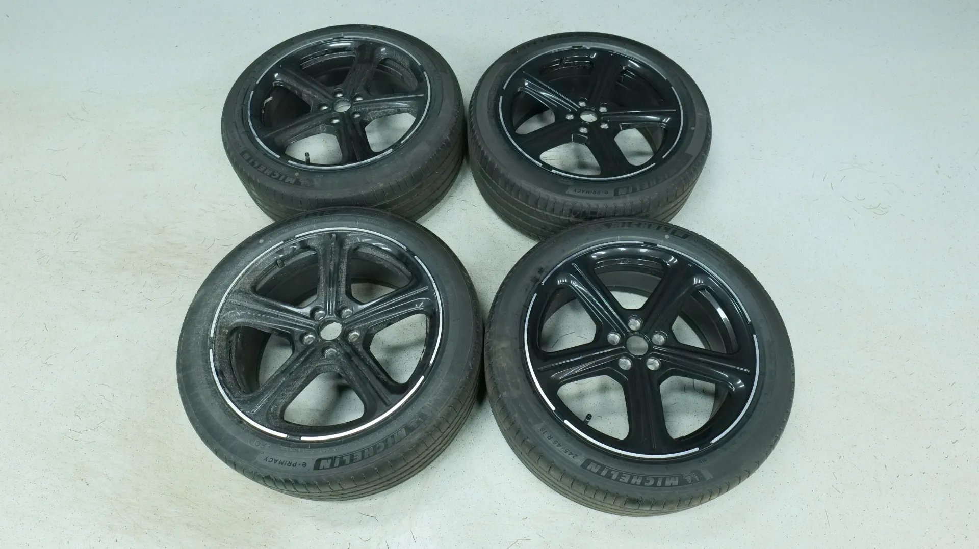 Autokuva 19 - LTO-634