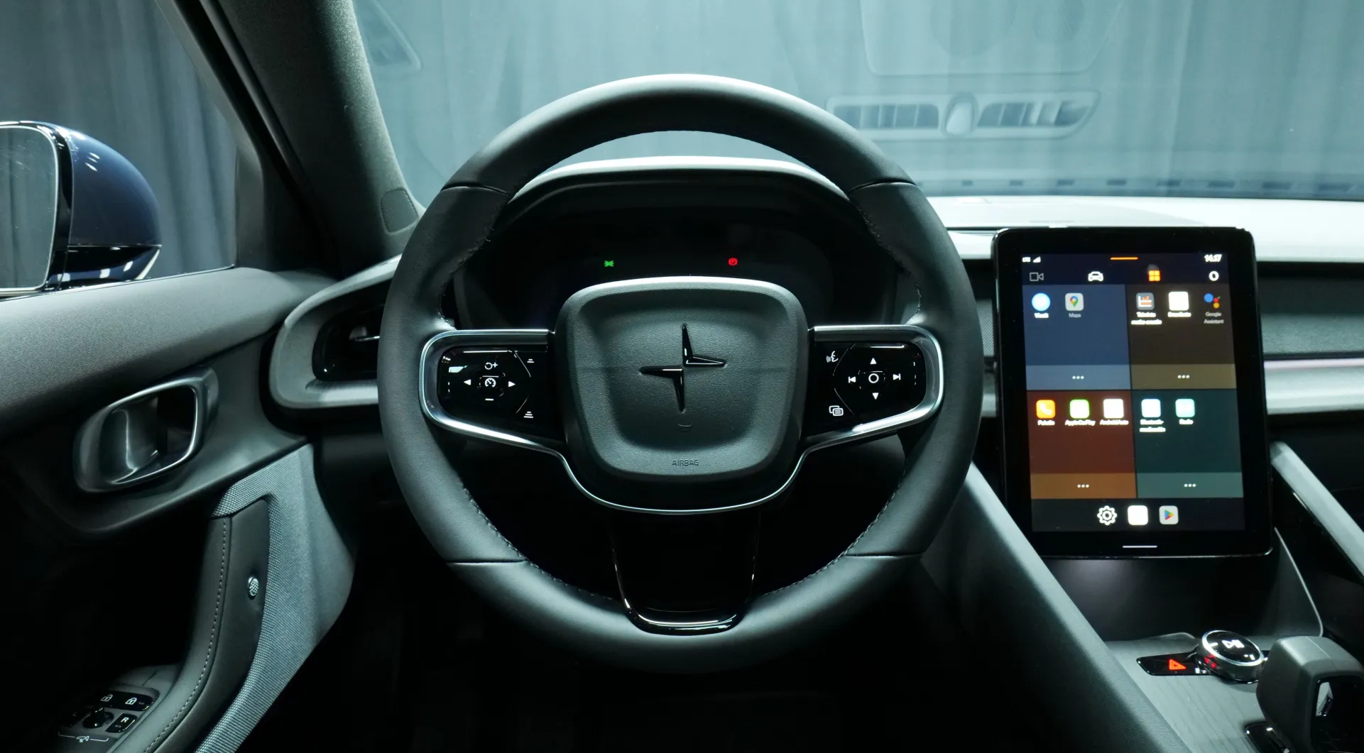 Autokuva 14 - LTO-638