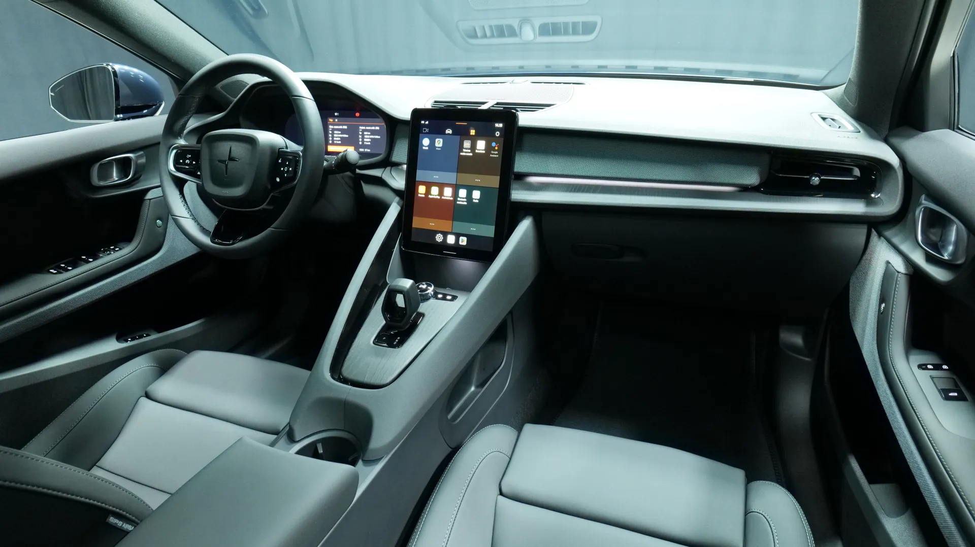 Autokuva 18 - LTO-638