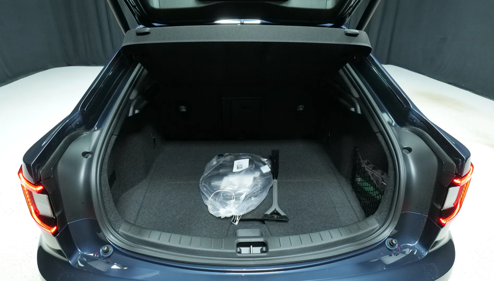 Autokuva 16 - LTO-638