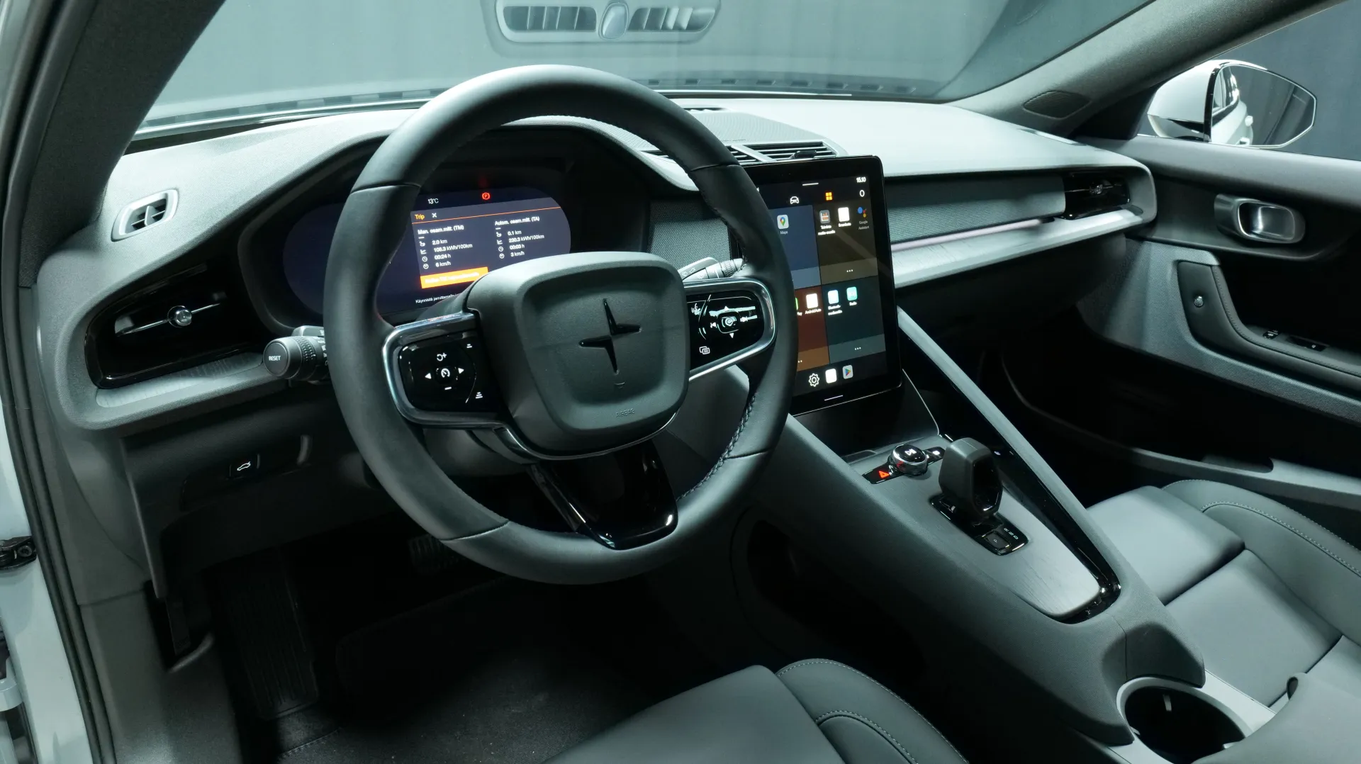 Autokuva 11 - LTO-639