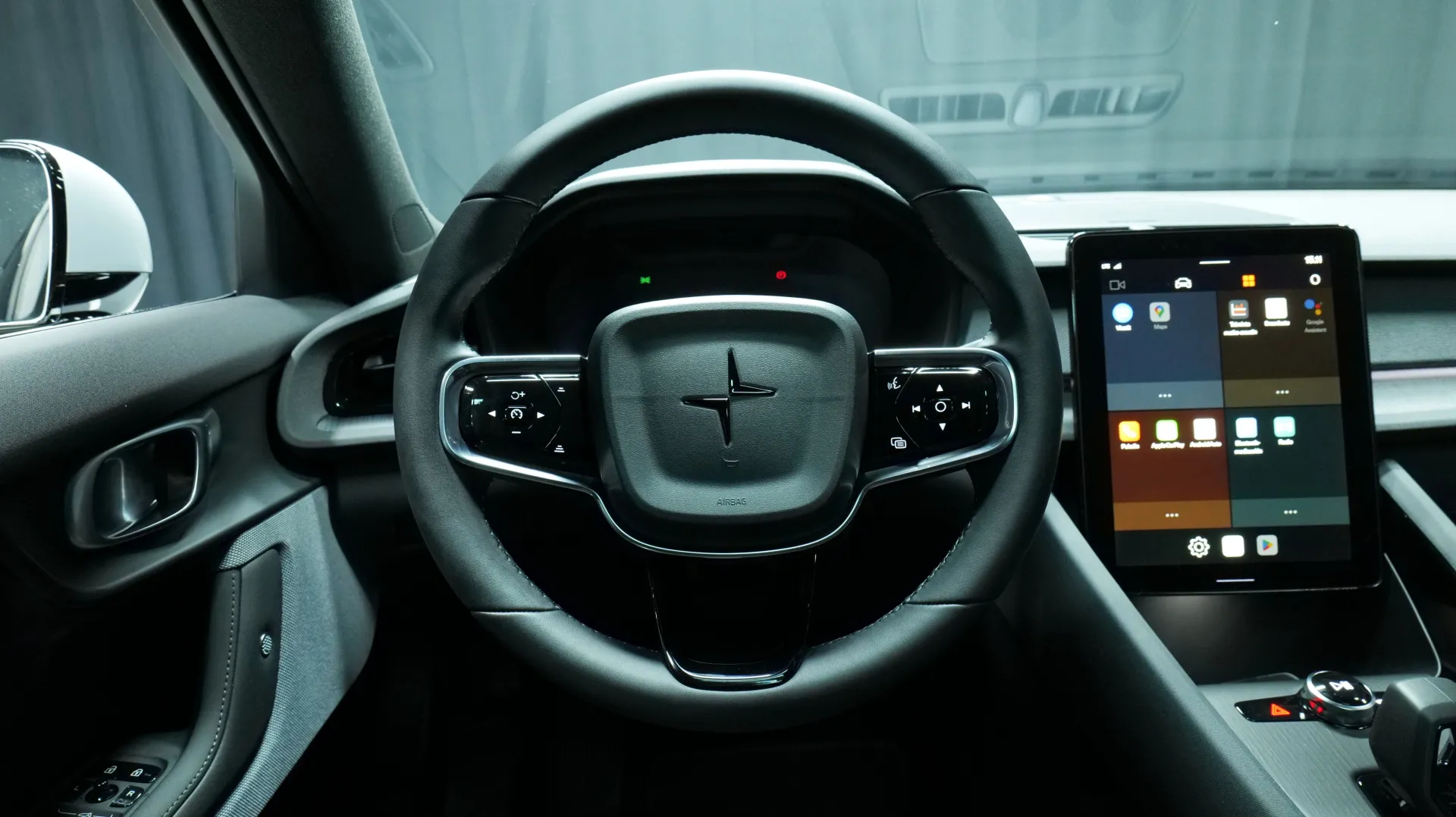 Autokuva 14 - LTO-639