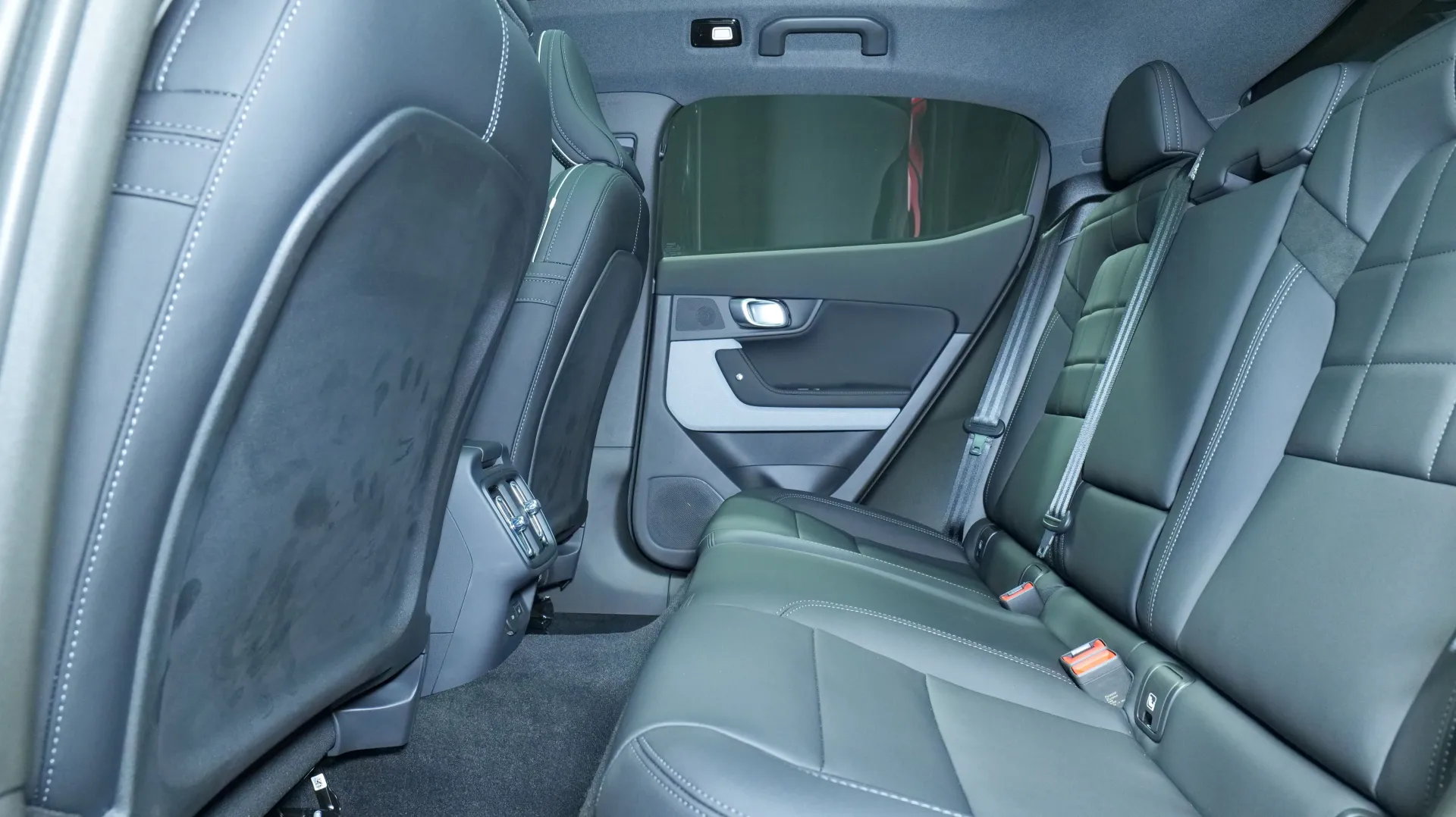 Autokuva 15 - LTO-639