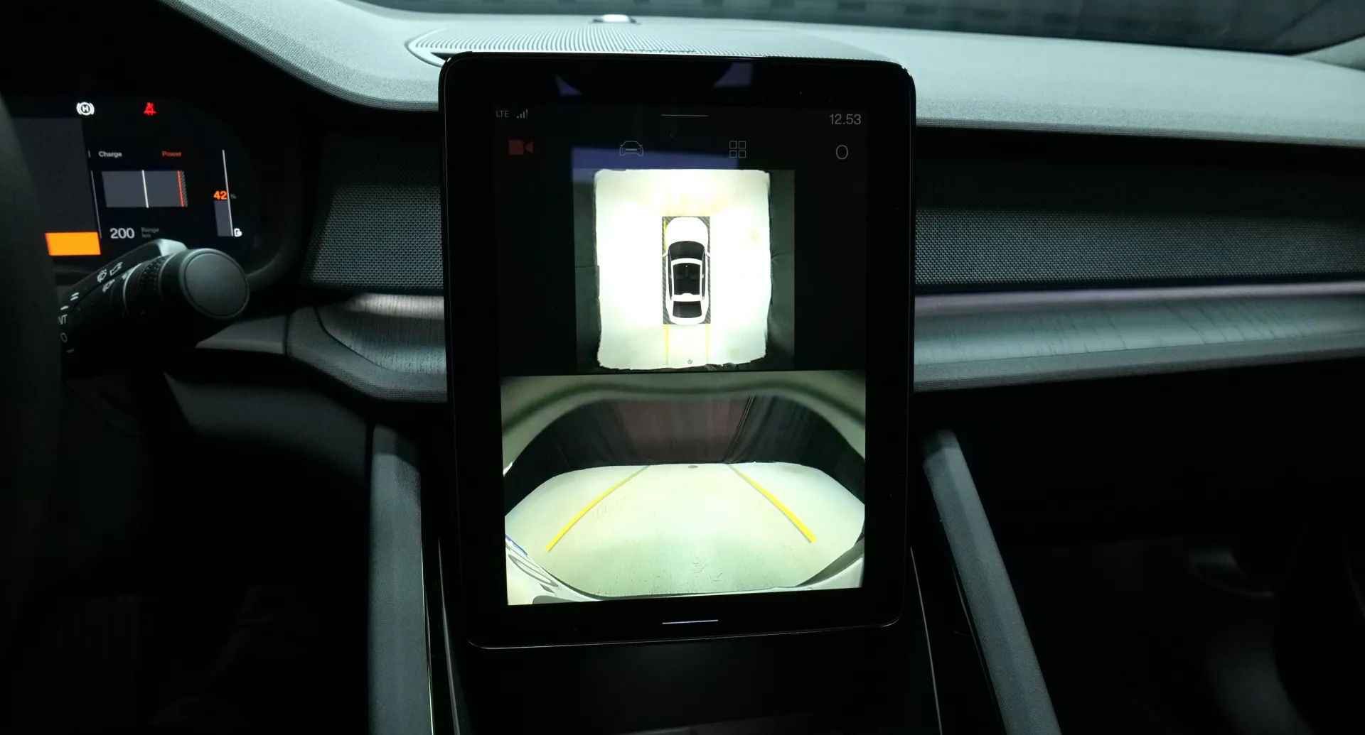 Autokuva 7 - LTO-640