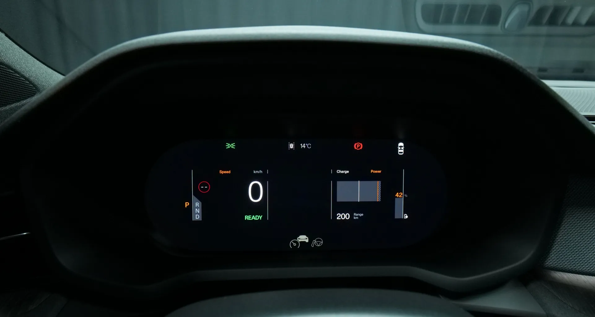 Autokuva 6 - LTO-640