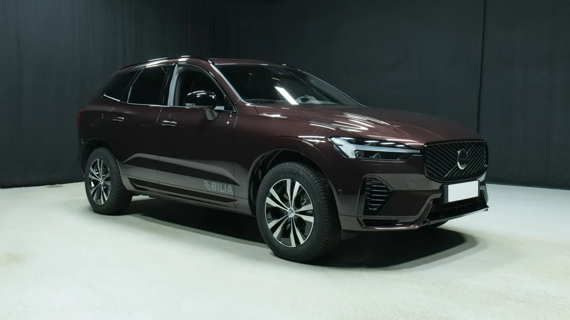 Autokuva 5 - LTP-308