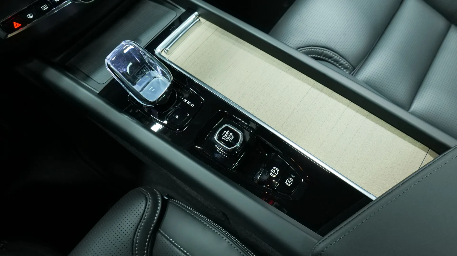 Autokuva 9 - LTP-308