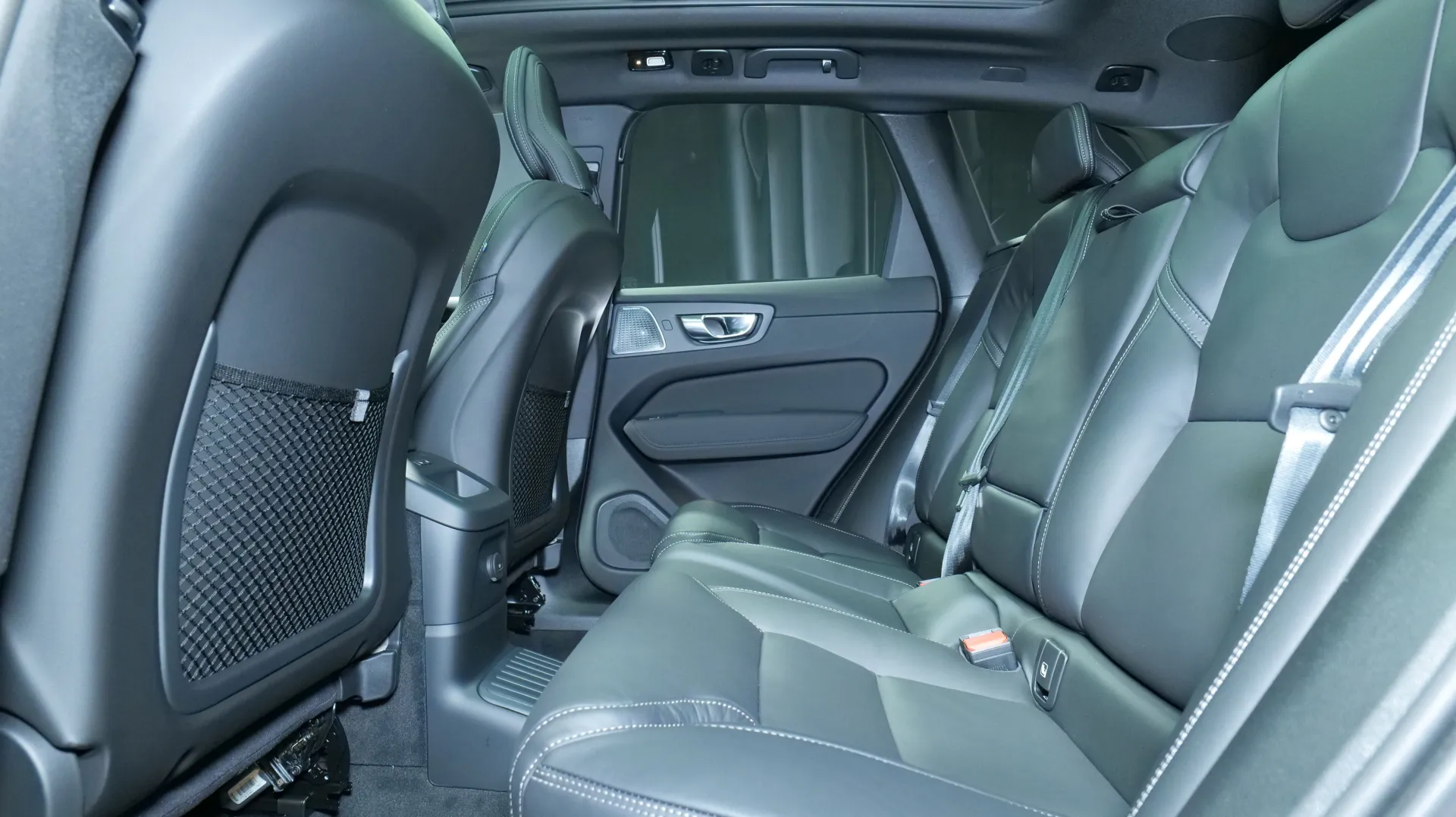 Autokuva 16 - LTP-308